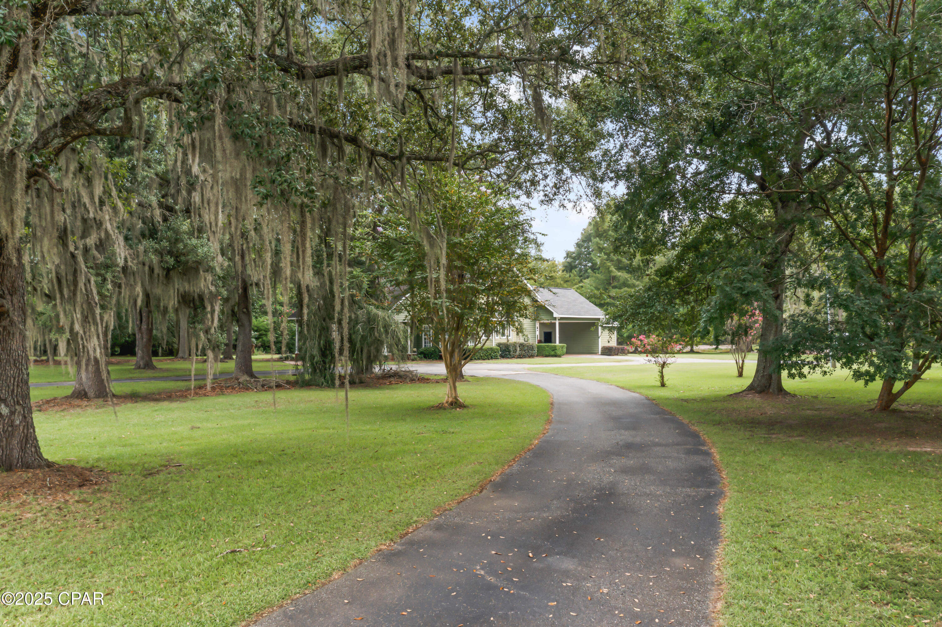 5th image of 5924 Old U S Rd, Malone, FL 32445 | MLS# 779672