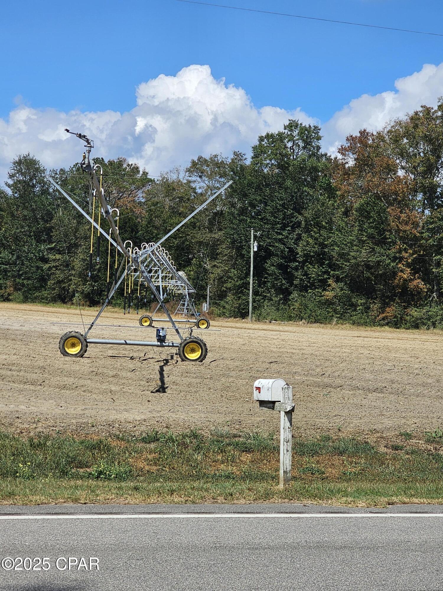 Listing photo id 3 for 2020 81 Highway