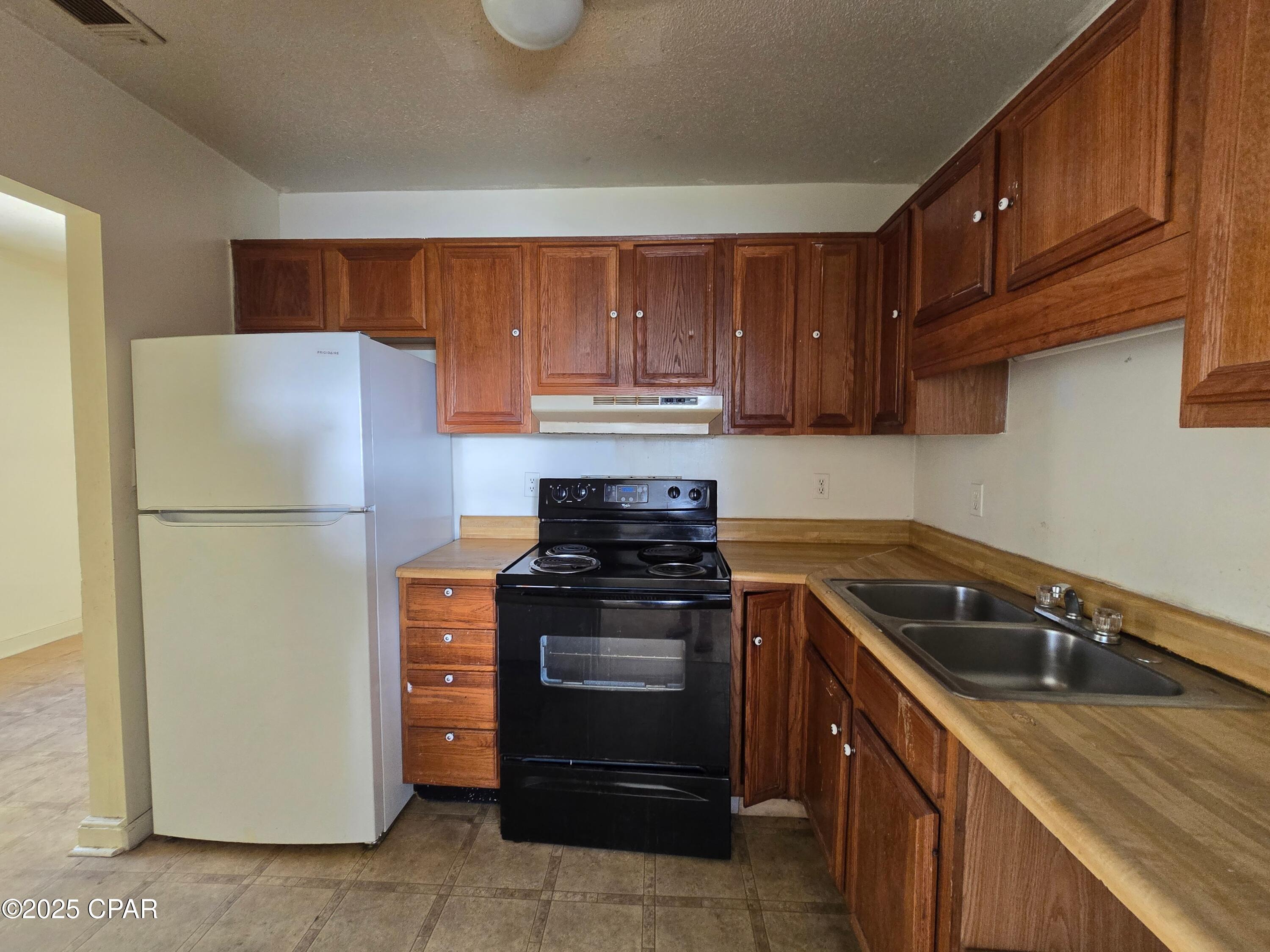 Image 5 For 505 Cactus Avenue