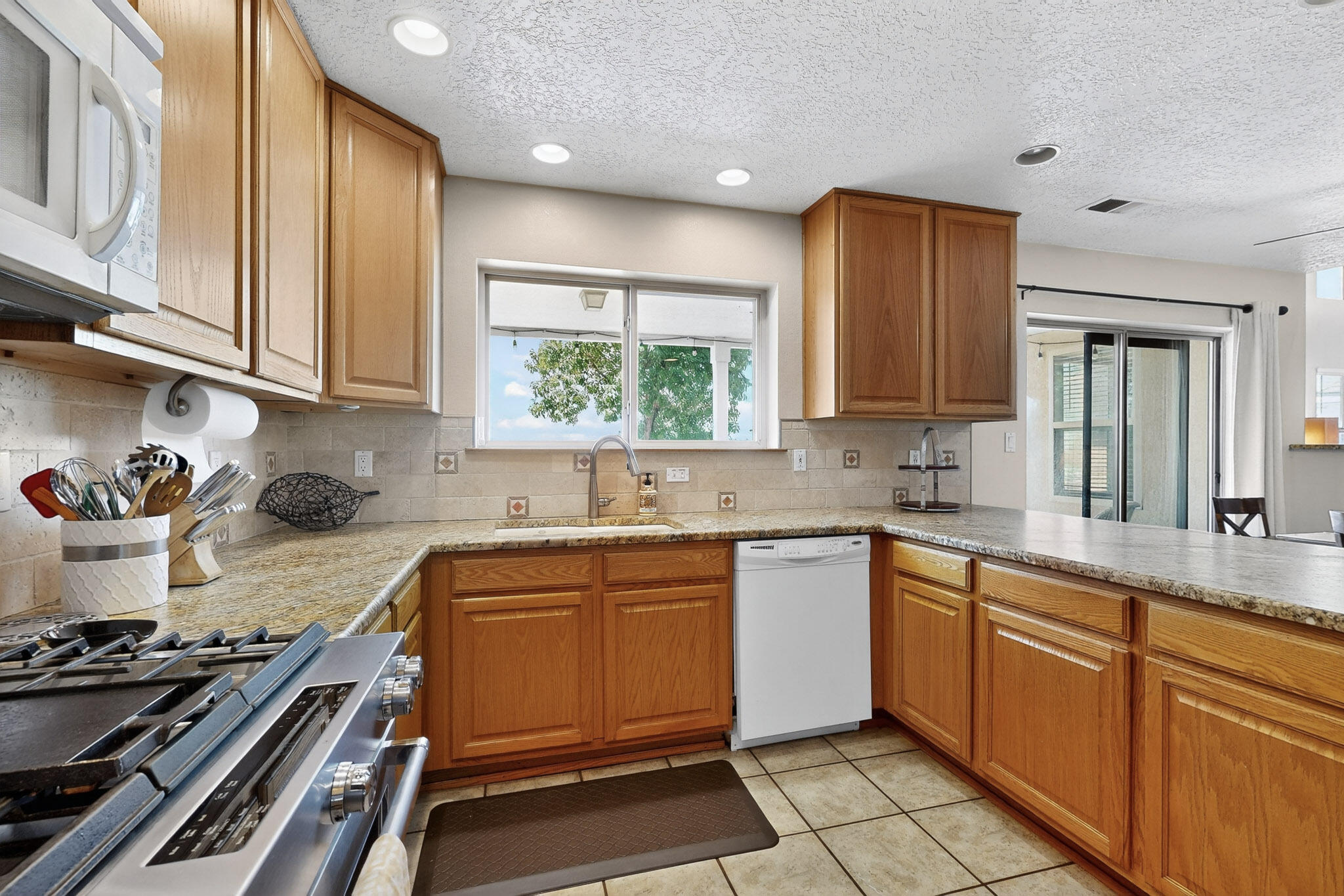 Homes for sale in Albuquerque, NM | 8705 Tierra Alegre Dr Ne, Albuquerque, NM 87122 | MLS# 1092043