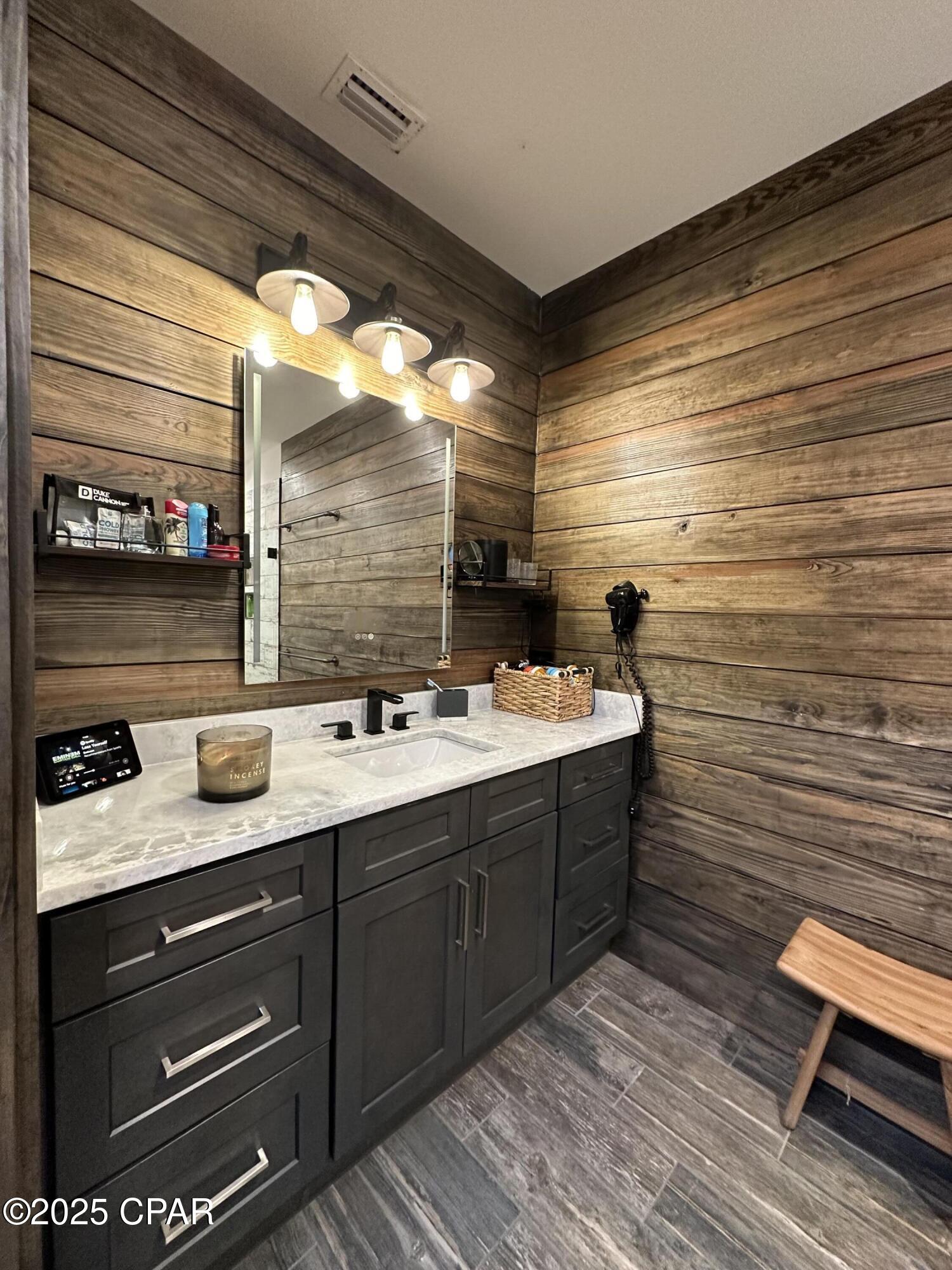 Image 12 For 9403 Sonya Circle