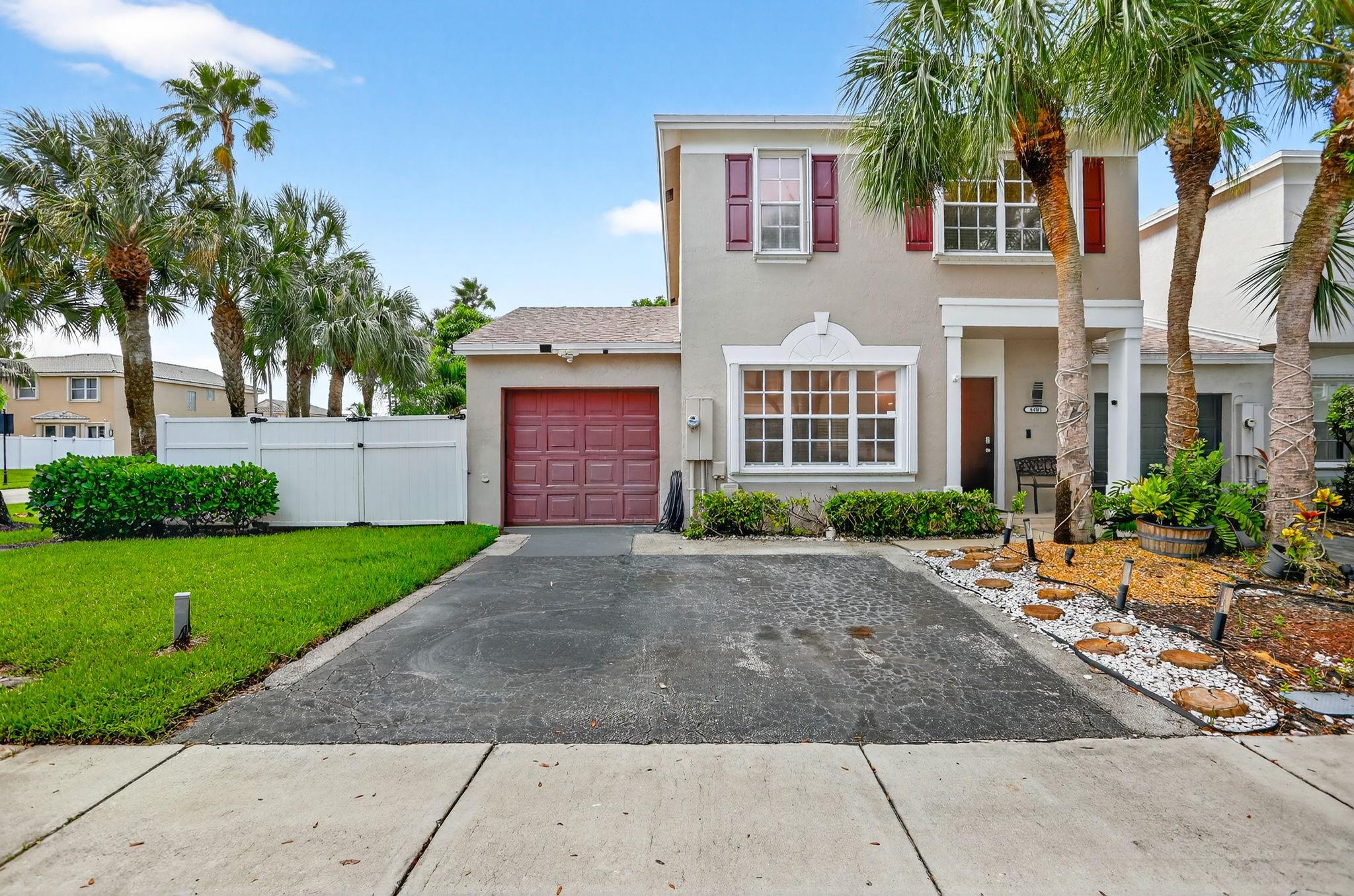 Beautifully maintained townhouse in Plum Harbor community featuring all the toys you could want! Outdoor jacuzzi with gazebo, professional wood fired grill, outdoor bars all included. Fully updated kichen with quartz countertops and kegerator included (Keg and tap do not stay). Bathrooms all fully updated. Upgraded flooring. Upgraded lighting fixtures. Accordion shutters throughout. Location is near schools, hospitals and Sawgrass Expressway. Check out this one of a kind!!