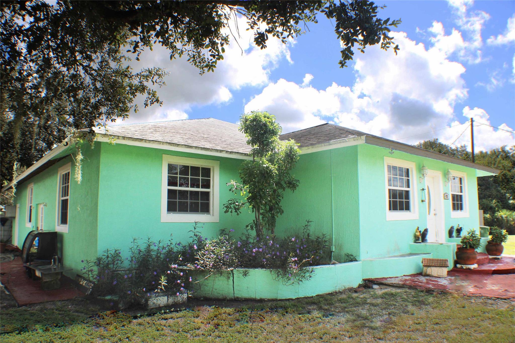 Homes for sale in Clewiston, FL | 475 N Arboleda St, Clewiston, FL 33440 | MLS# F10528965