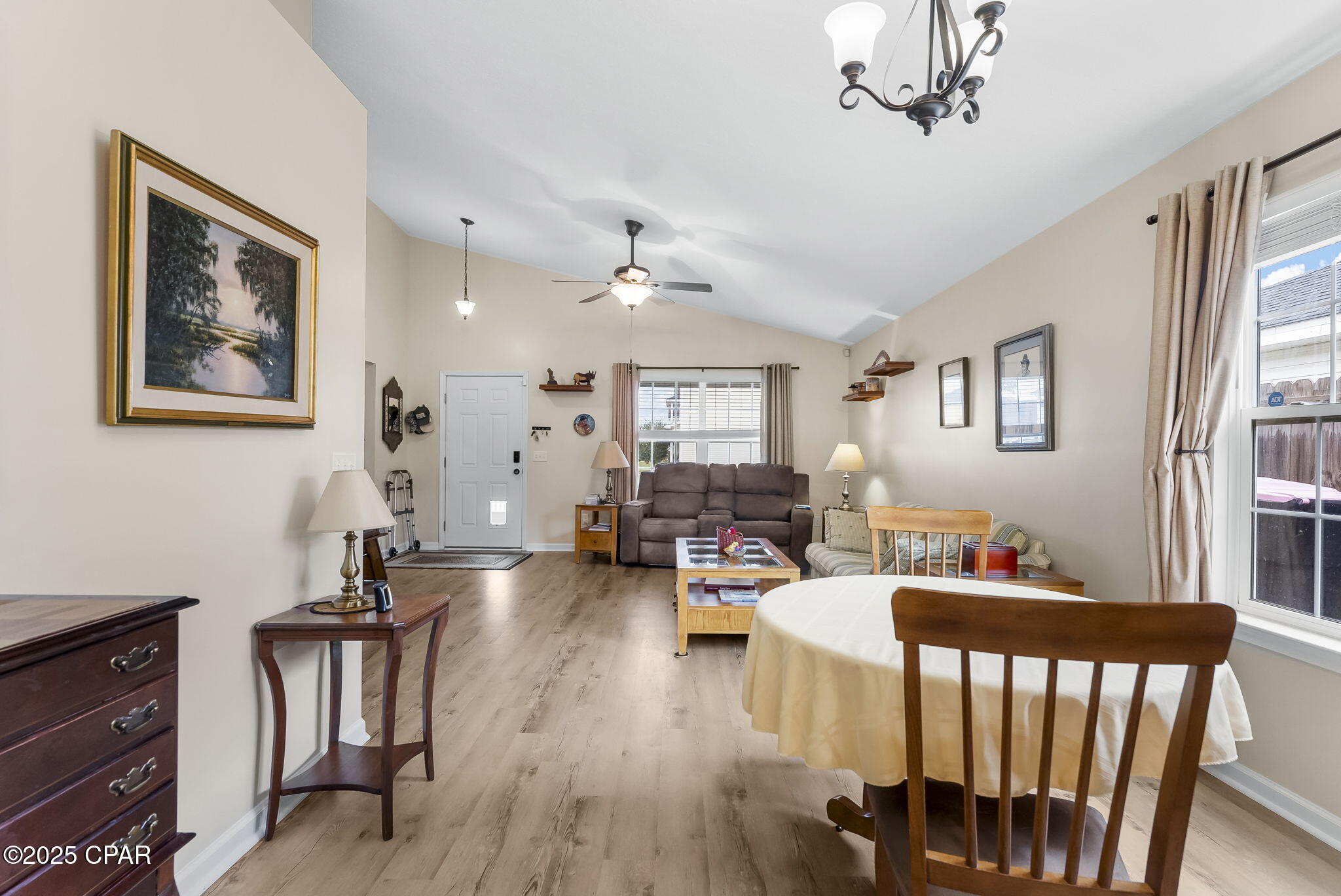 Image 11 For 2624 Avondale Court