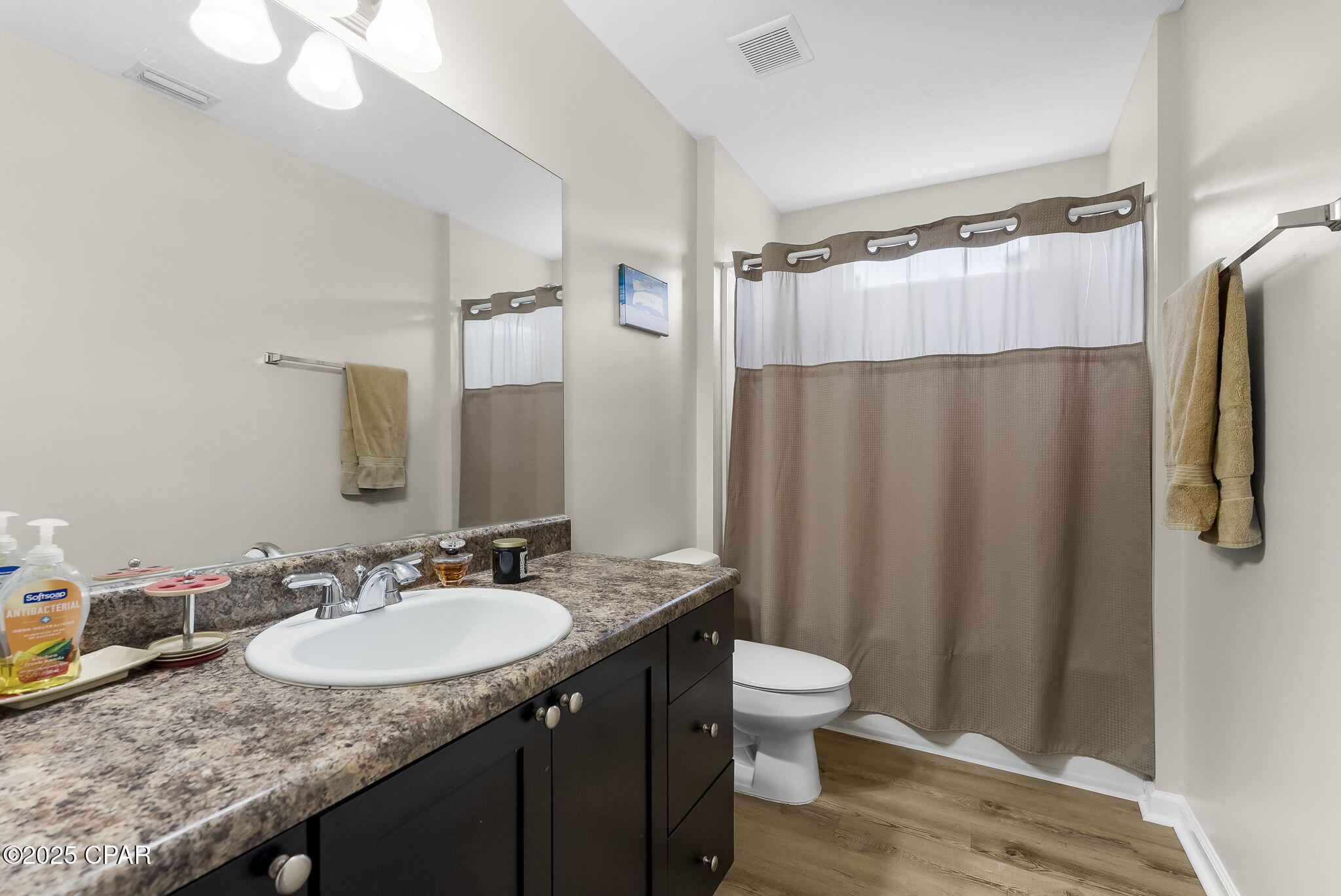 Image 22 For 2624 Avondale Court