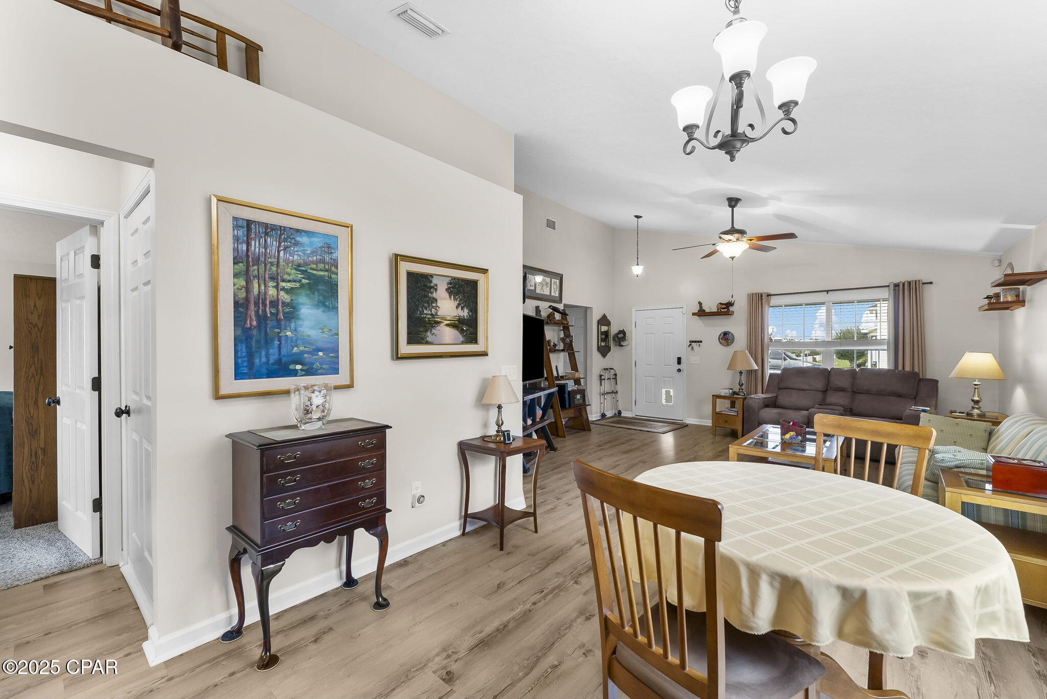 Image 6 For 2624 Avondale Court