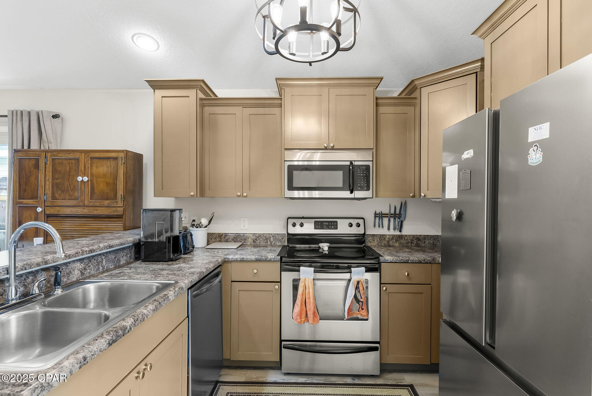 Image 9 For 2624 Avondale Court