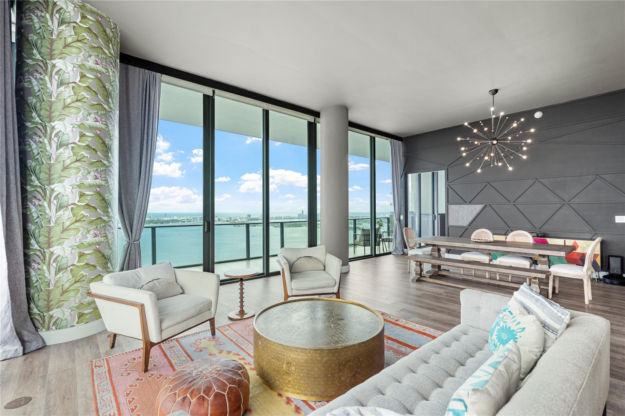 Condo for Sale in Miami, FL