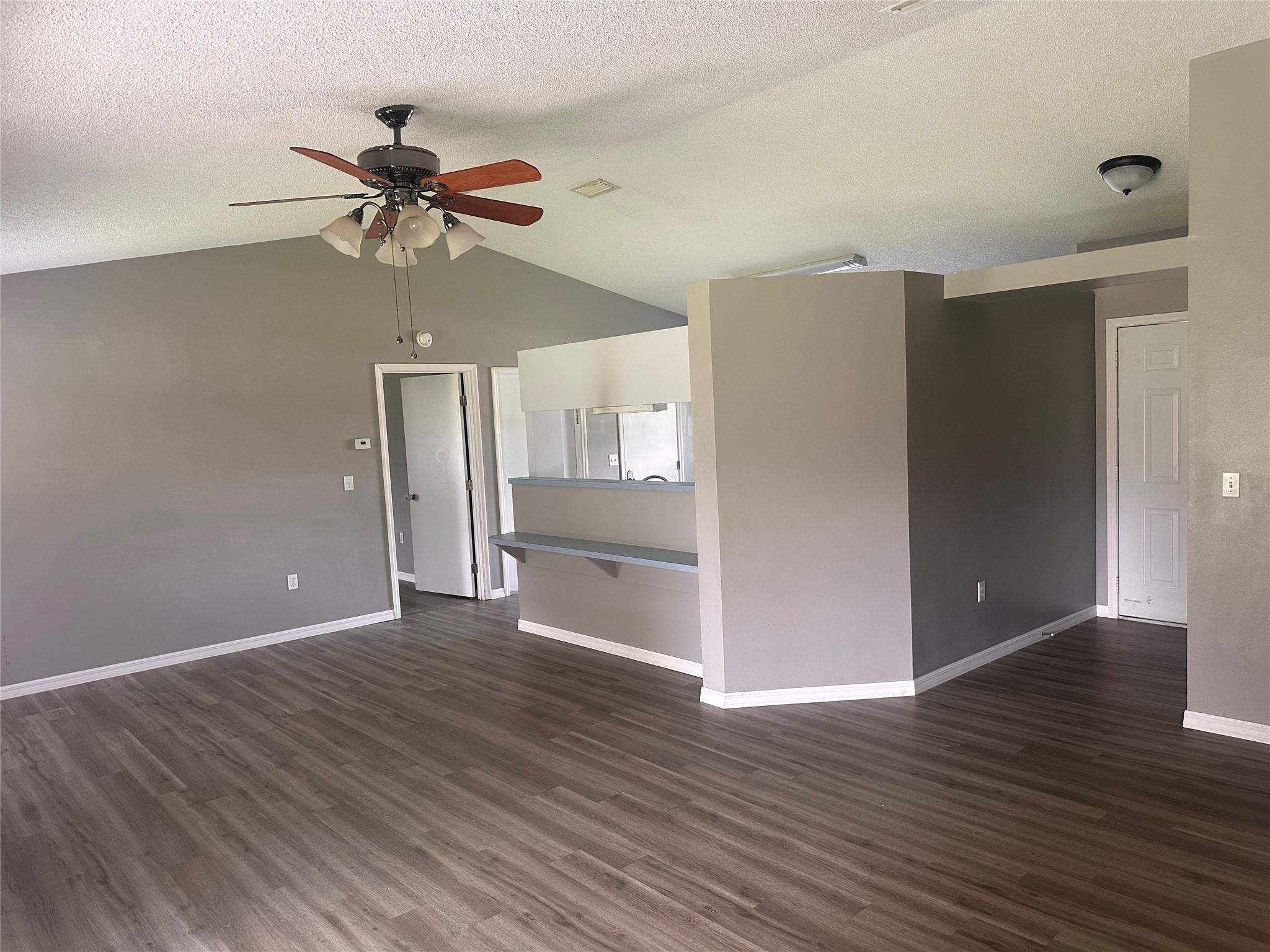 Homes for sale in Lake Placid, FL | 553 Garfield Ave, Lake Placid, FL 33852 | MLS# F10529097