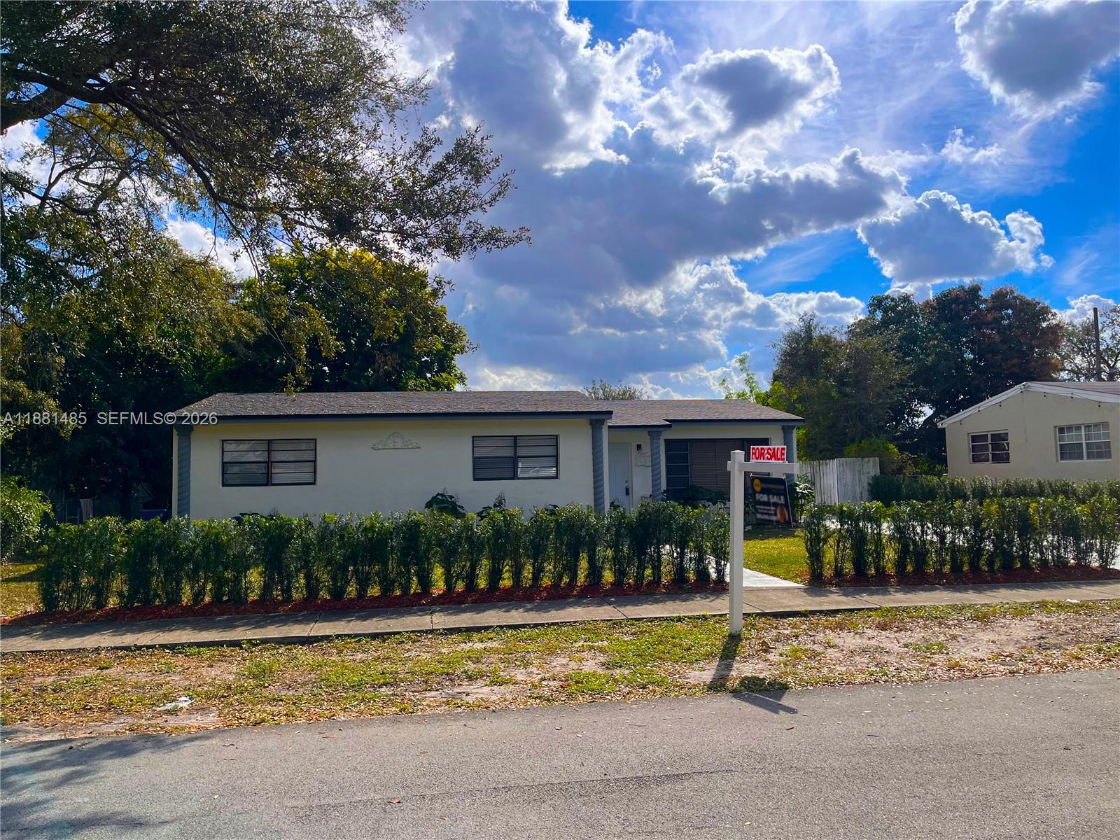 Pine Tree Park 1St Addn