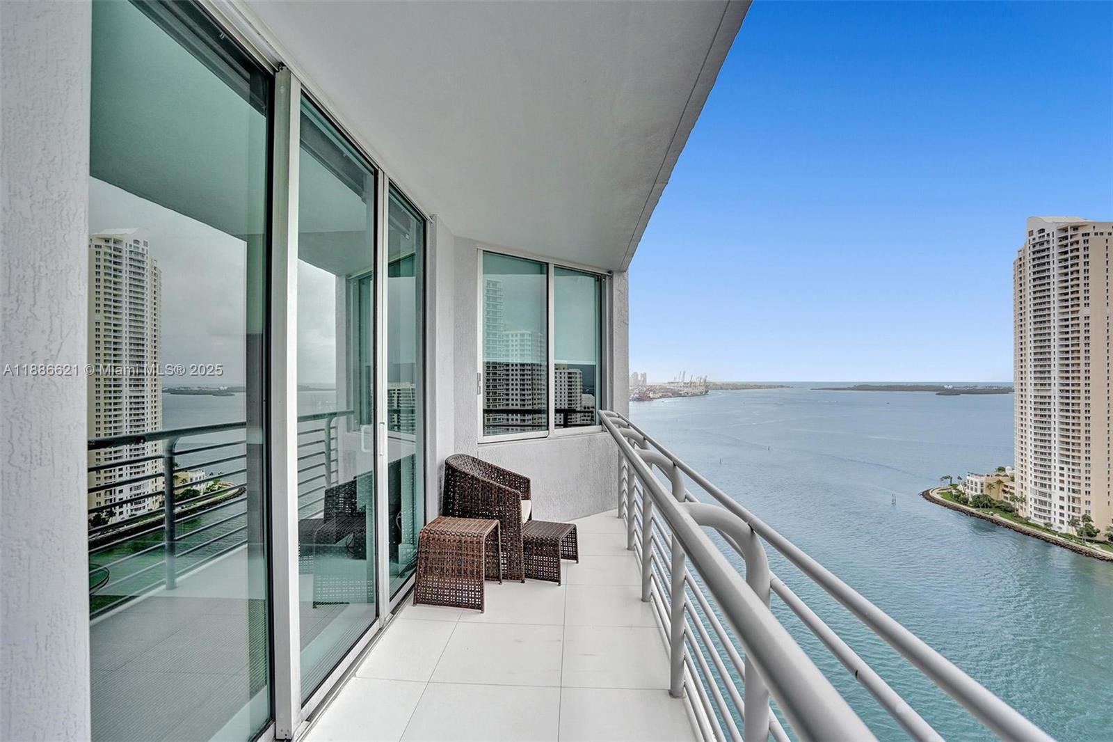 Condo for Sale in Miami, FL