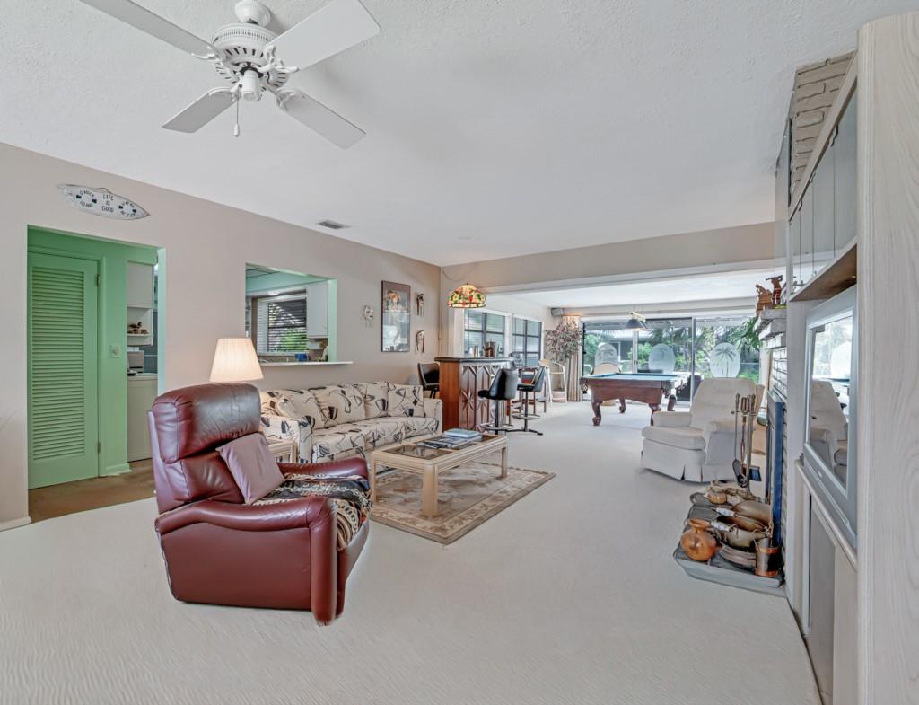 Homes for sale in Singer Island, FL | 1122 Beach Rd, Singer Island, FL 33404 | MLS# F10529112