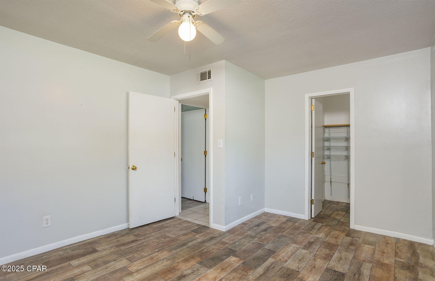 Image 13 For 2100 Beach Drive C101