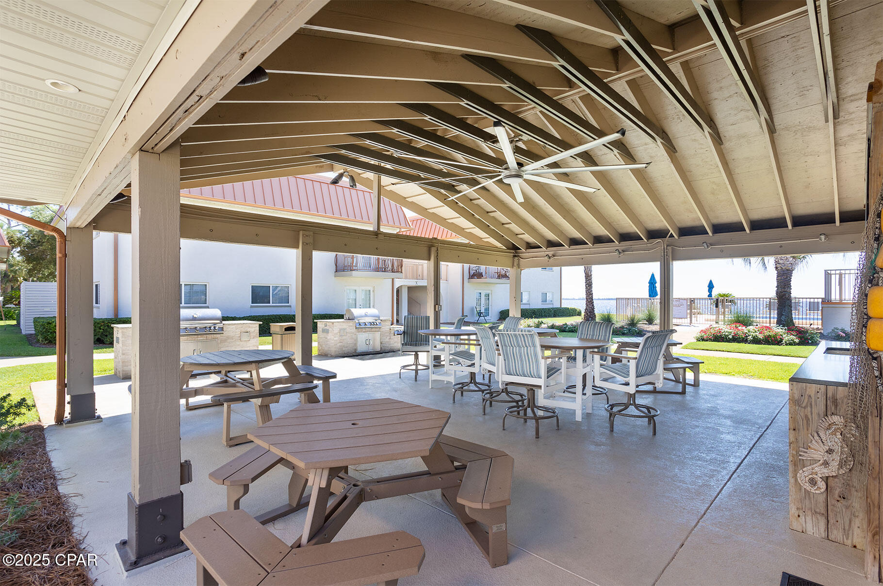 Image 20 For 2100 Beach Drive C101