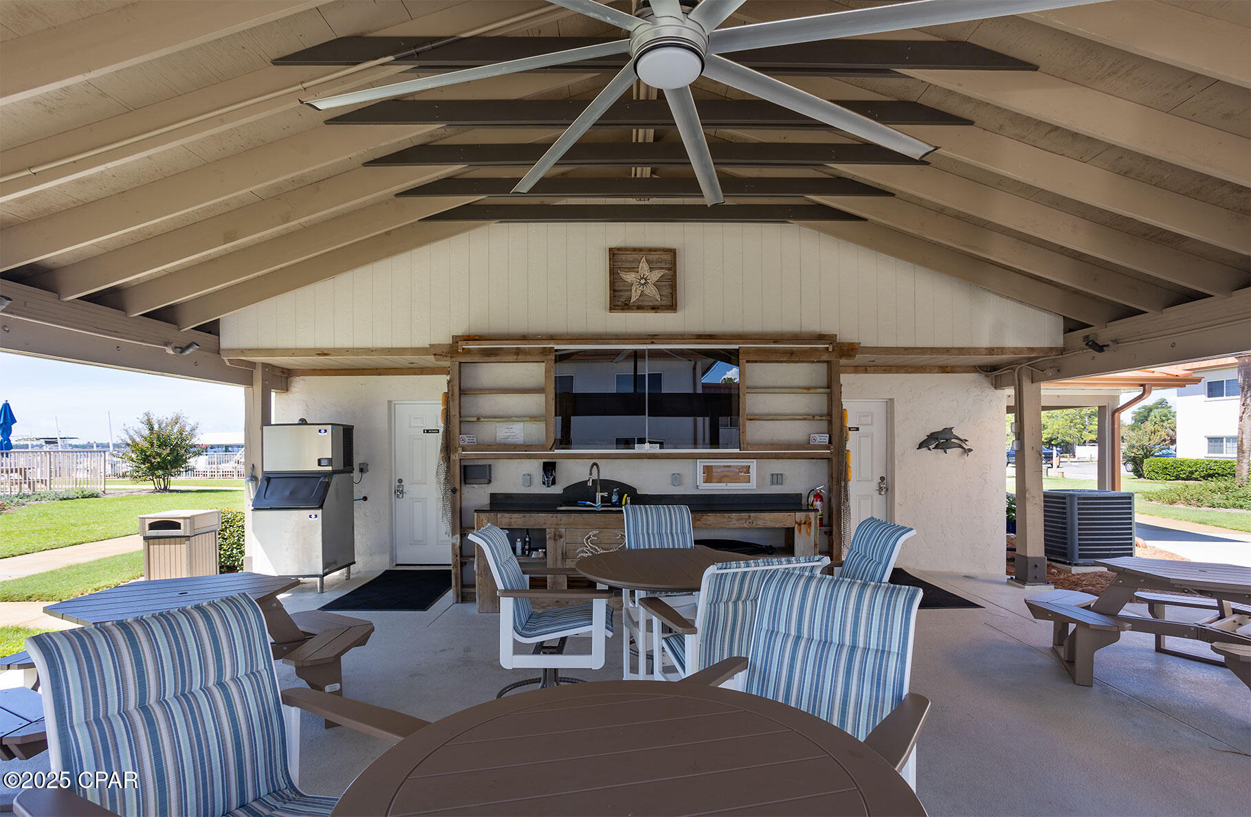 Image 21 For 2100 Beach Drive C101