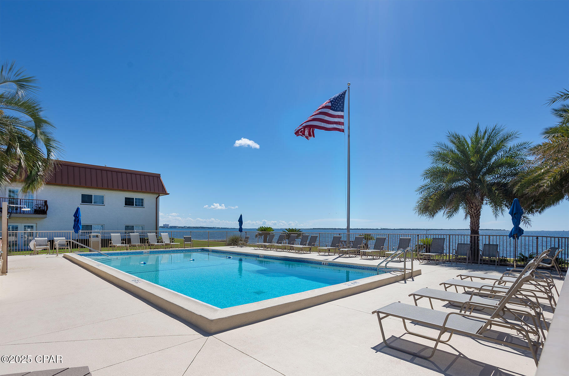 Image 24 For 2100 Beach Drive C101