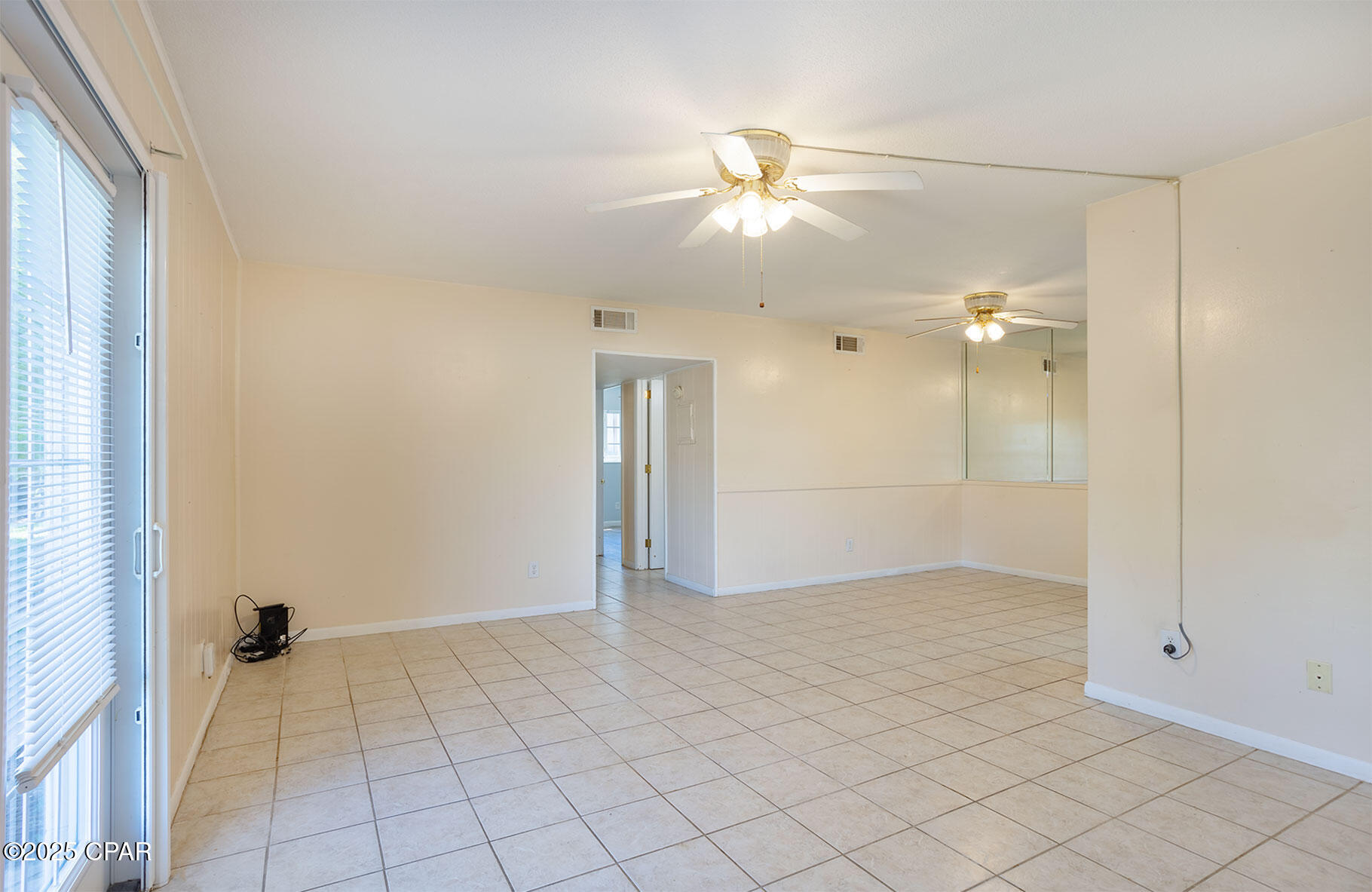 Image 5 For 2100 Beach Drive C101