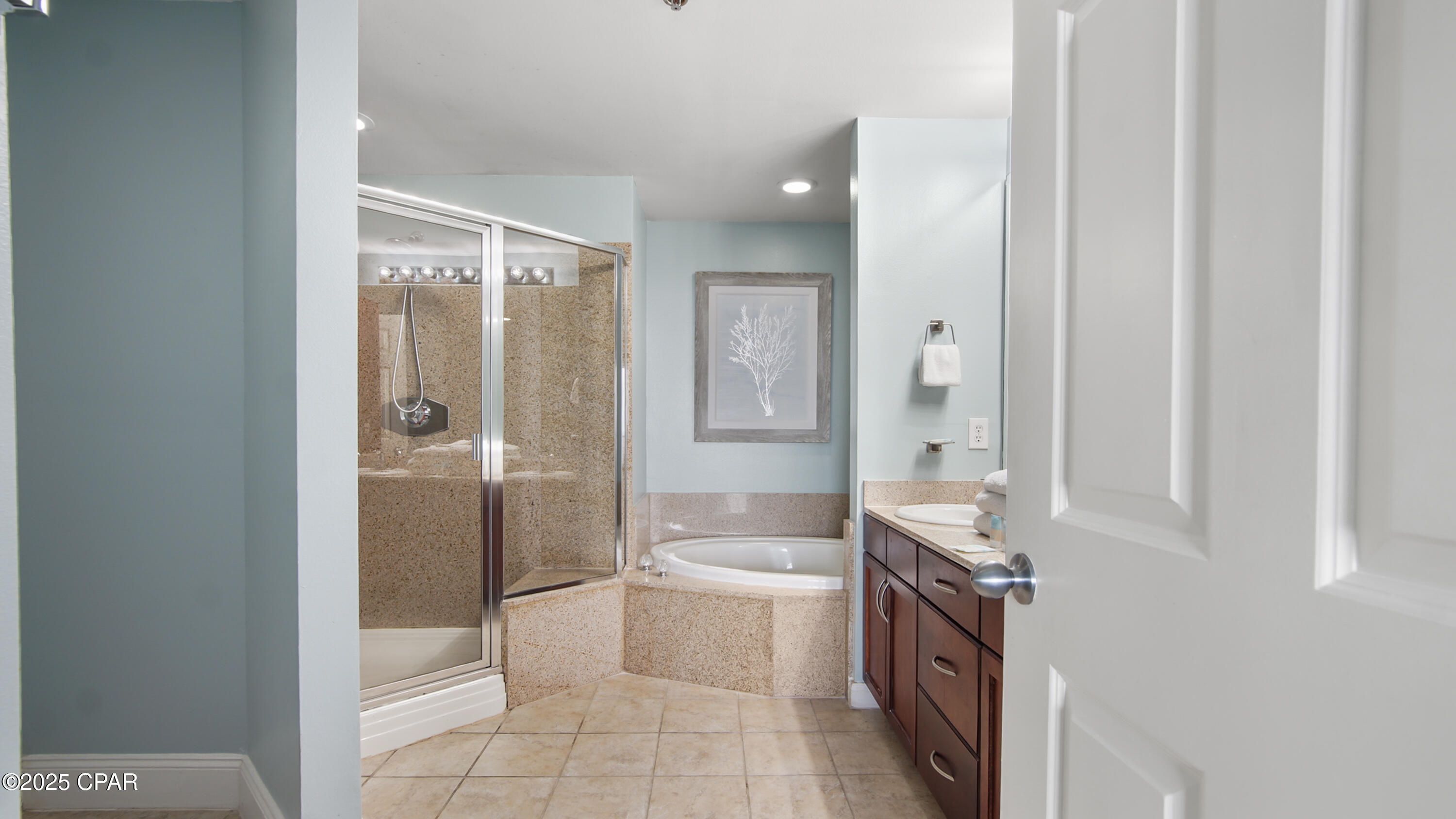 Image 13 For 9902 Thomas Drive 1231