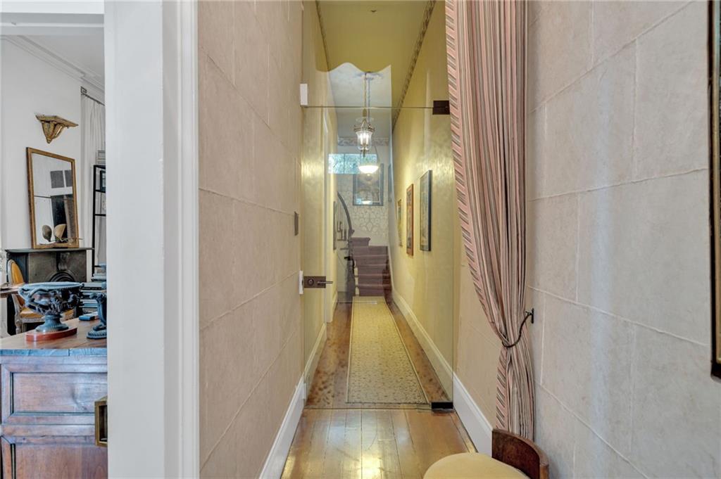3rd image of 1535 37 Camp Pl, New Orleans, LA 70130 | MLS# 2515138