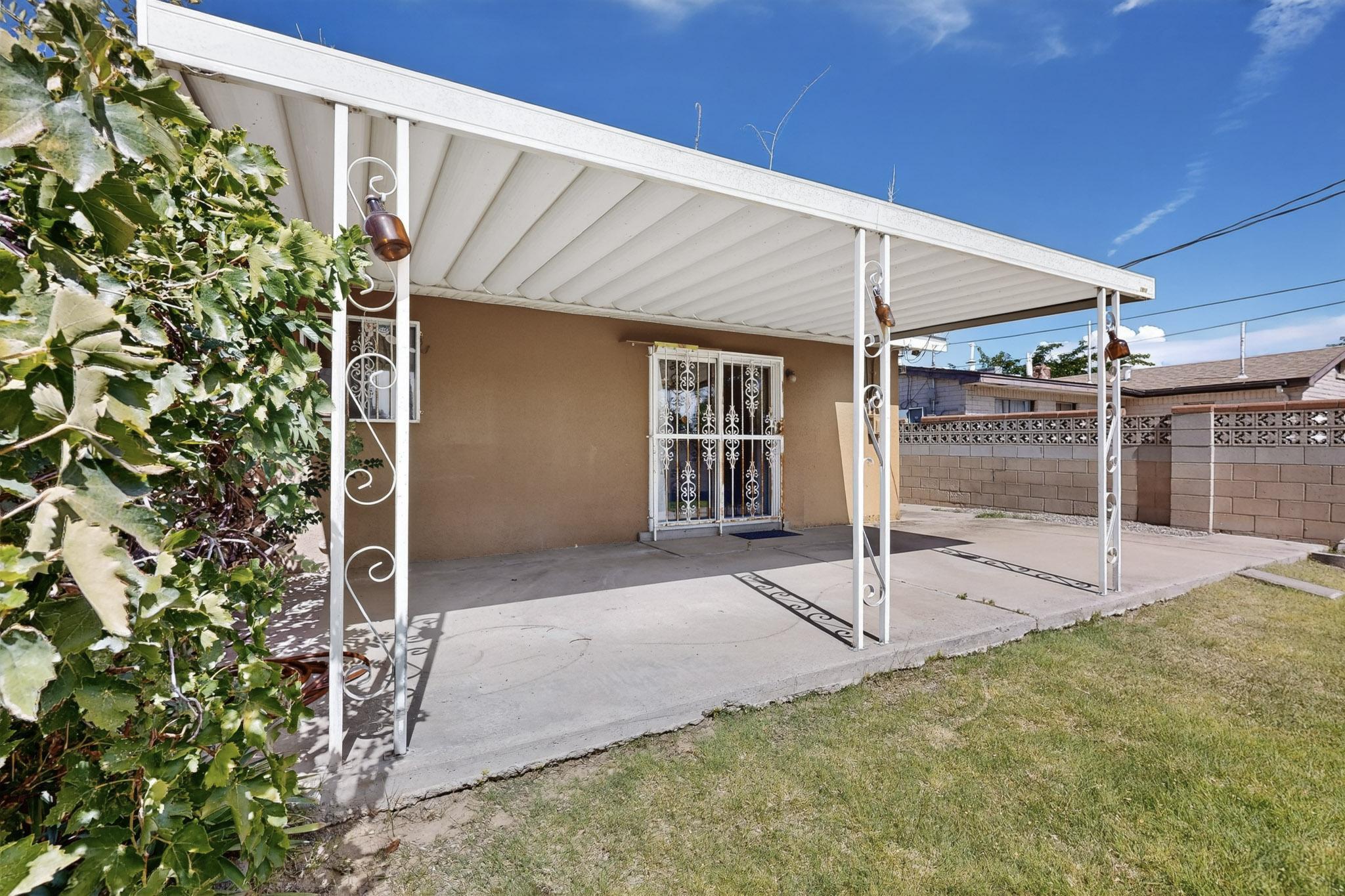 5948 Carlos Rey Circle SW Patio