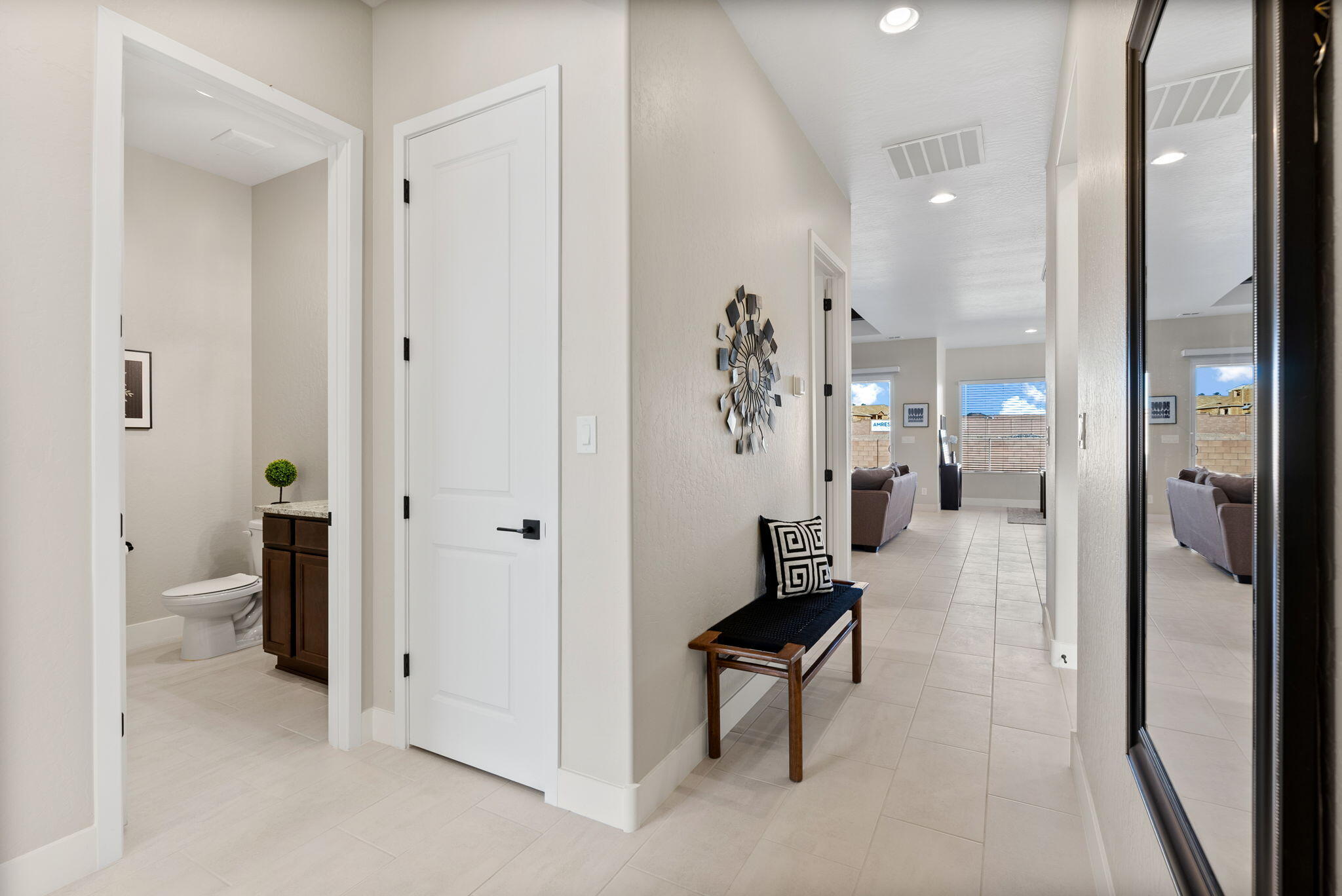 4th image of 1004 Ontario Pl Ne, Rio Rancho, NM 87144 | MLS# 1092103
