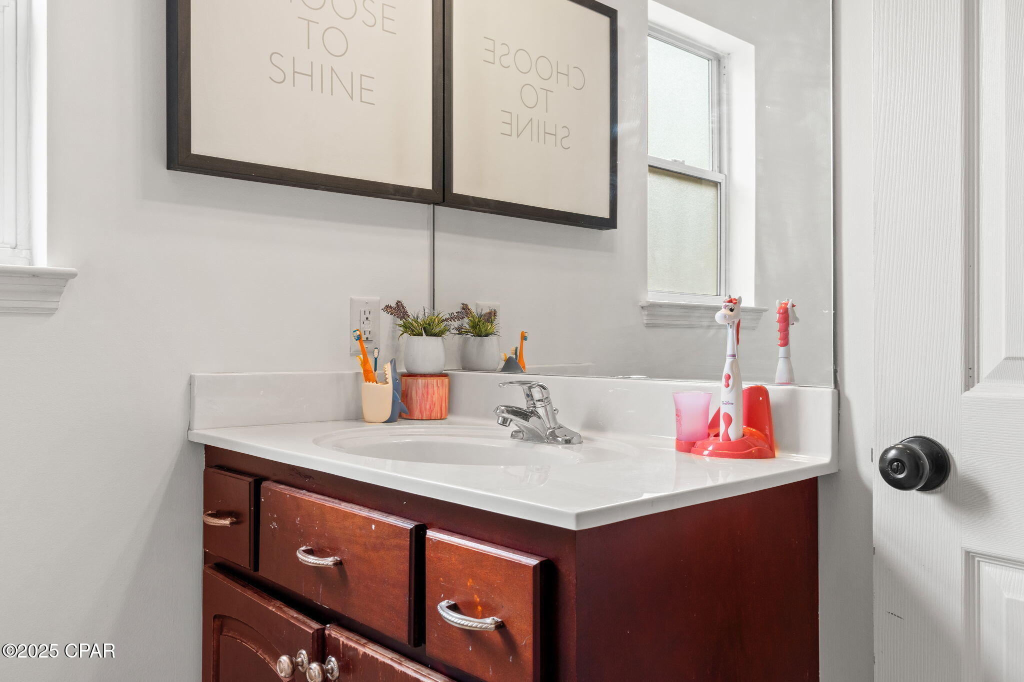 Image 29 For 6725 Harbour Boulevard