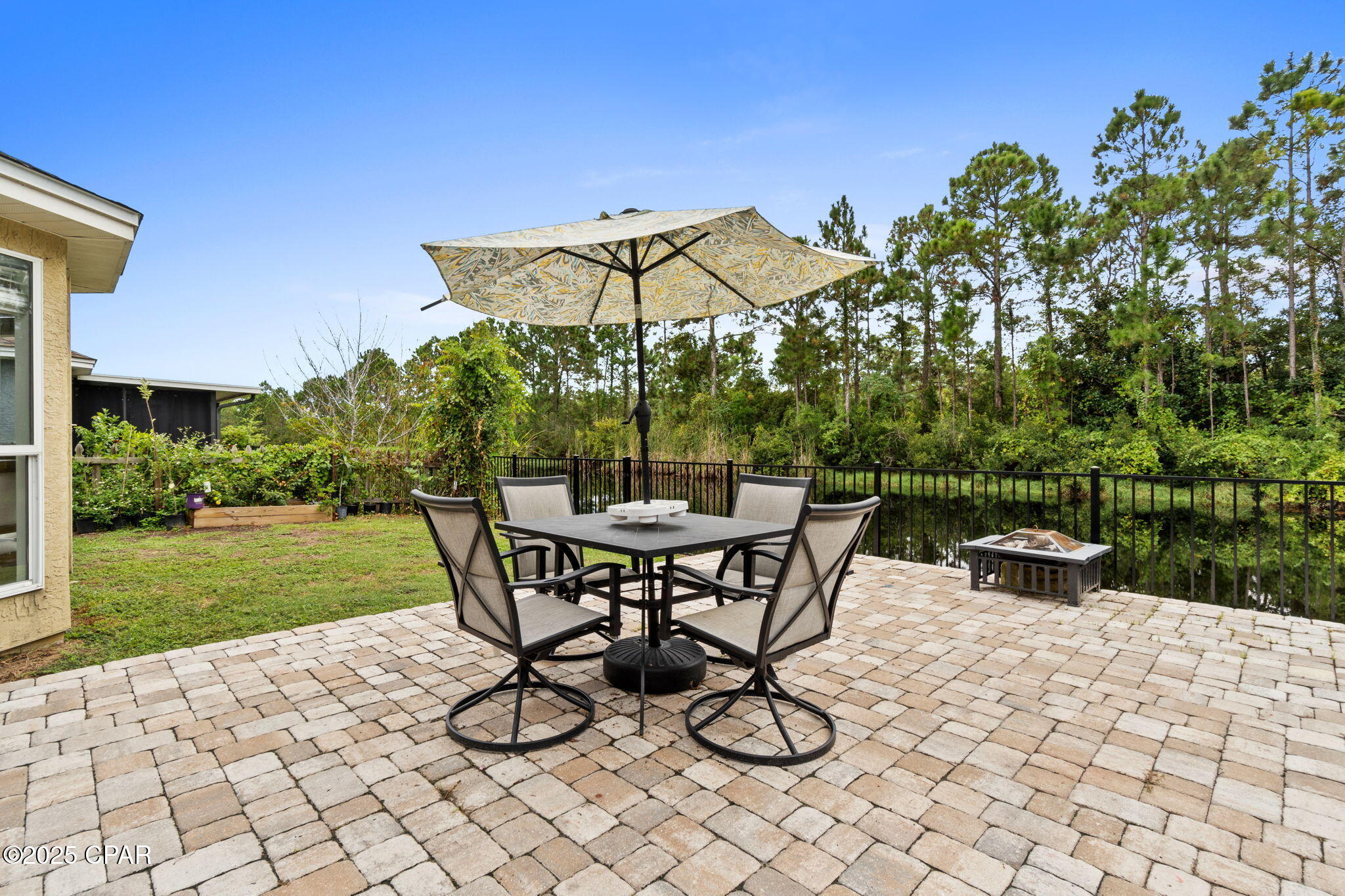 Image 4 For 6725 Harbour Boulevard