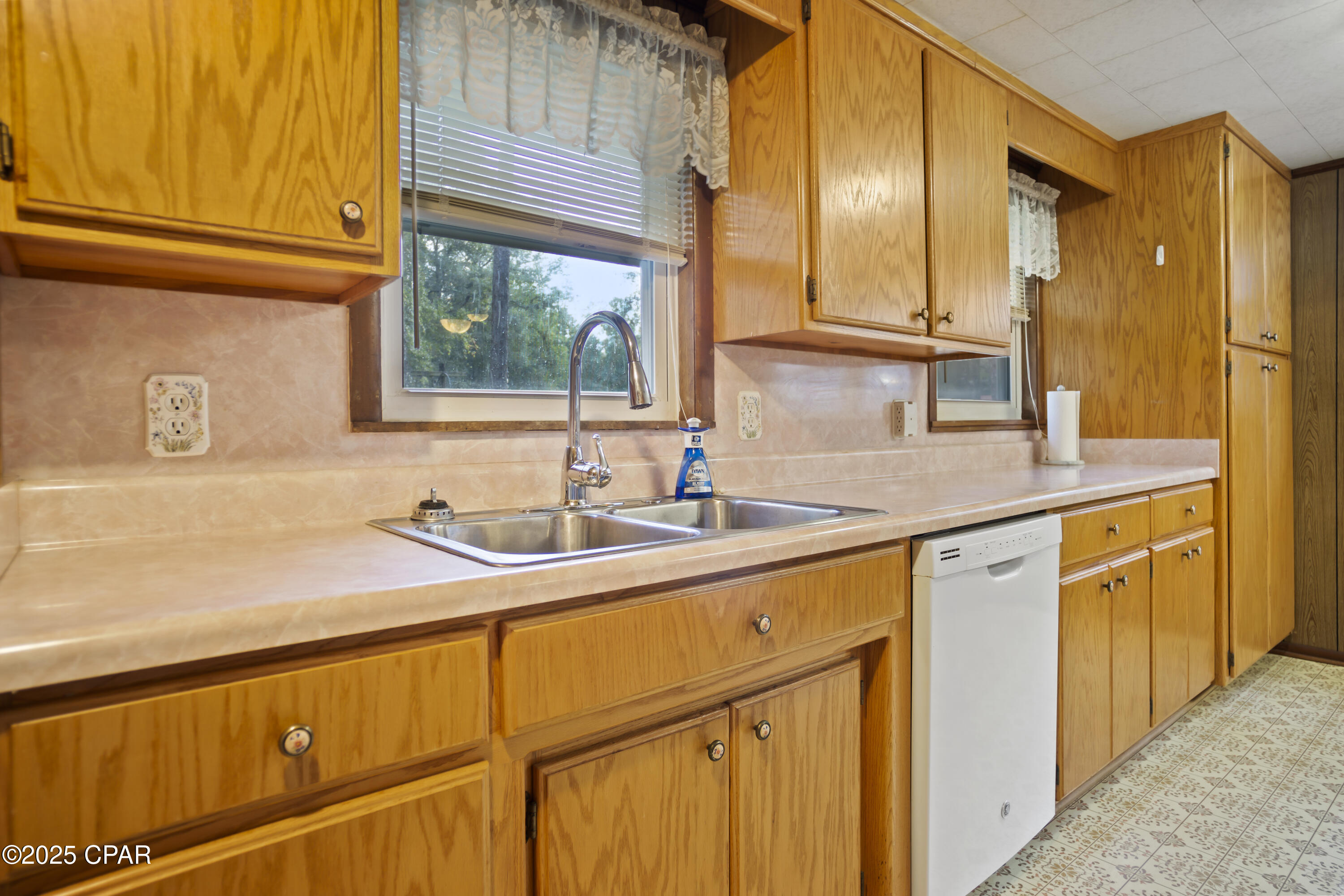 Image 16 For 16069 Bob Ellis Rd Road