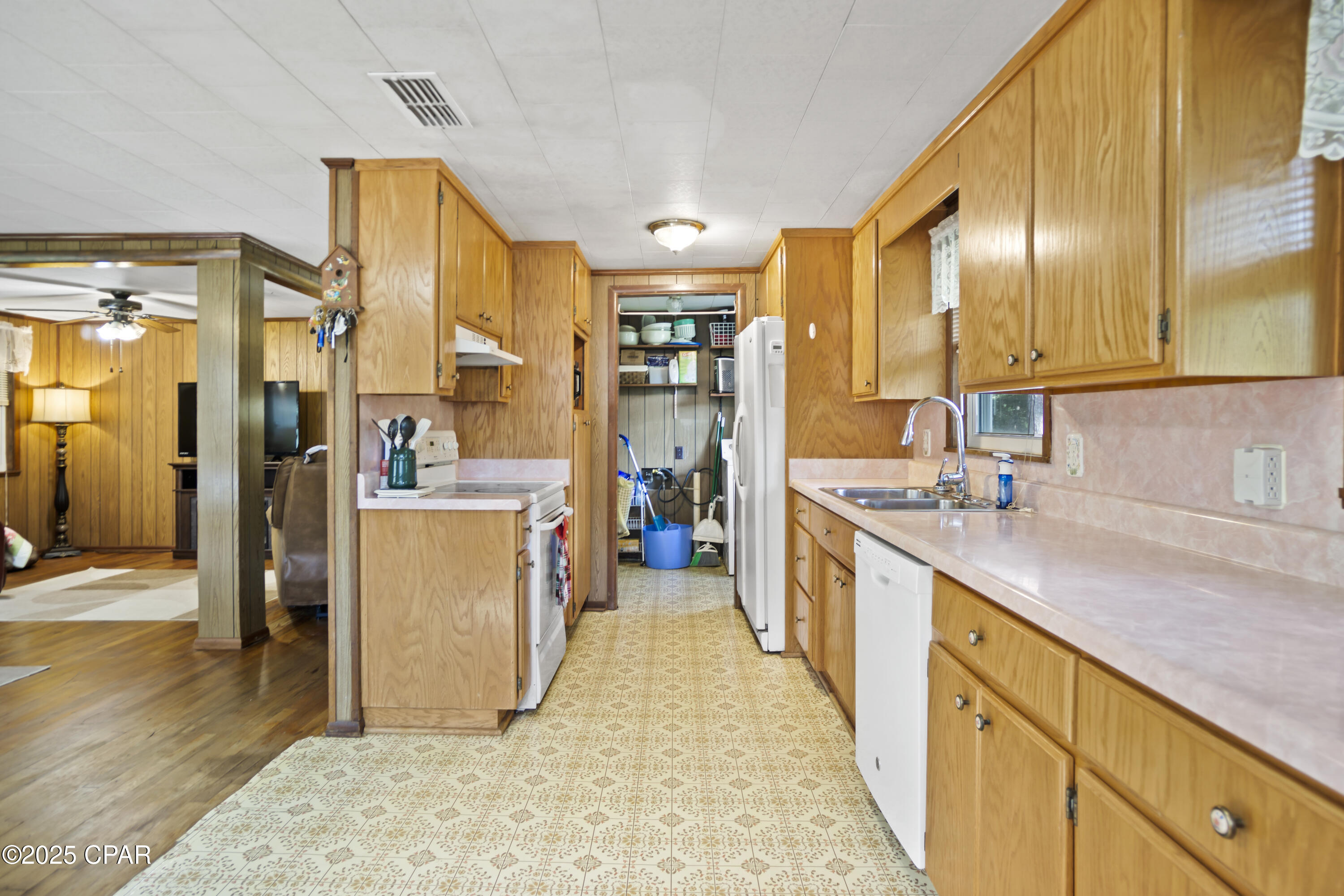 Image 19 For 16069 Bob Ellis Rd Road