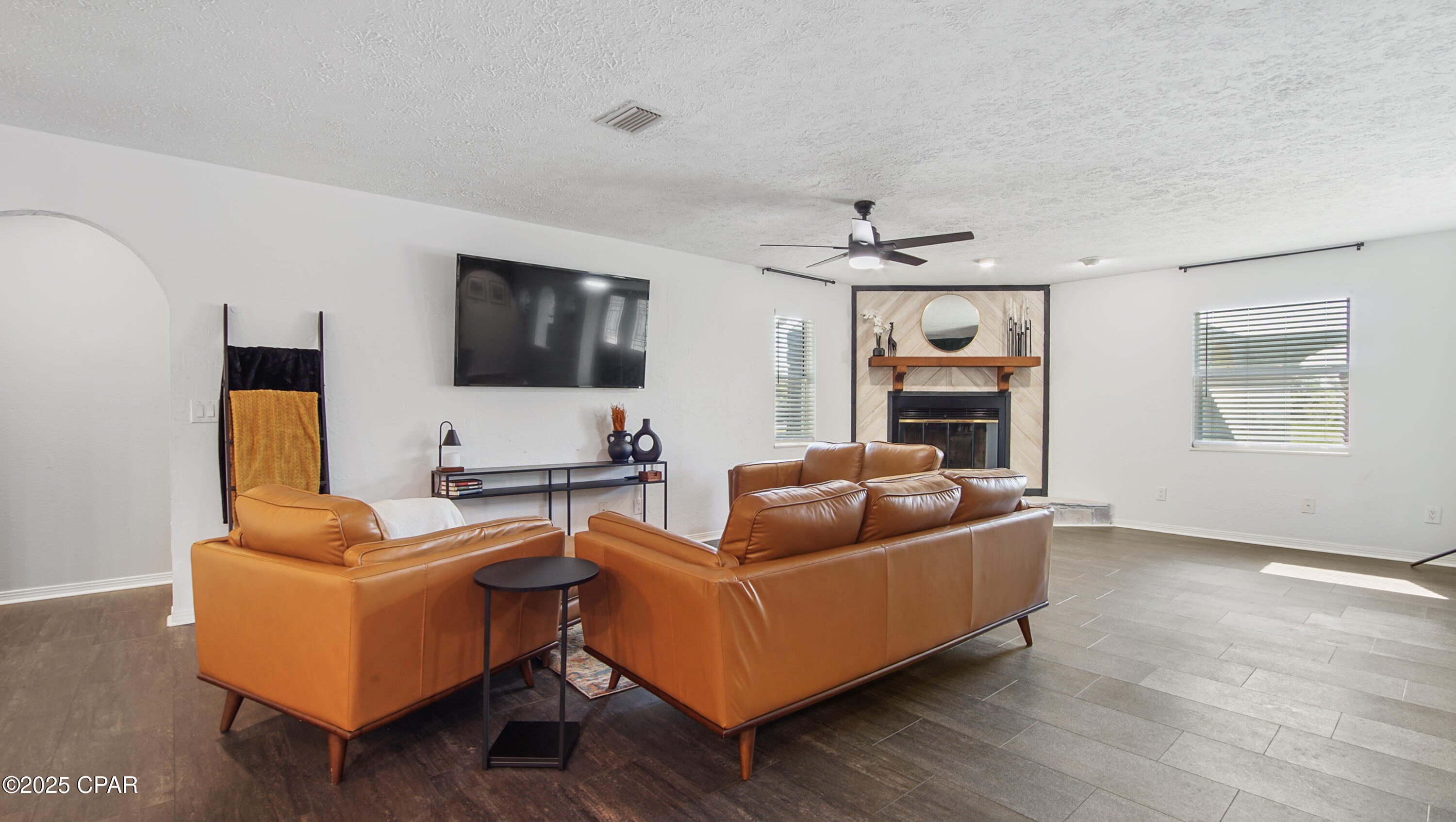 Image 11 For 12125 Country Club Drive