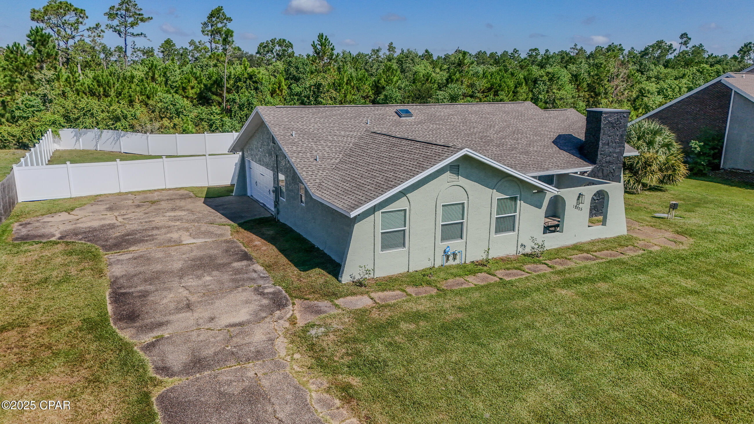 Image 5 For 12125 Country Club Drive