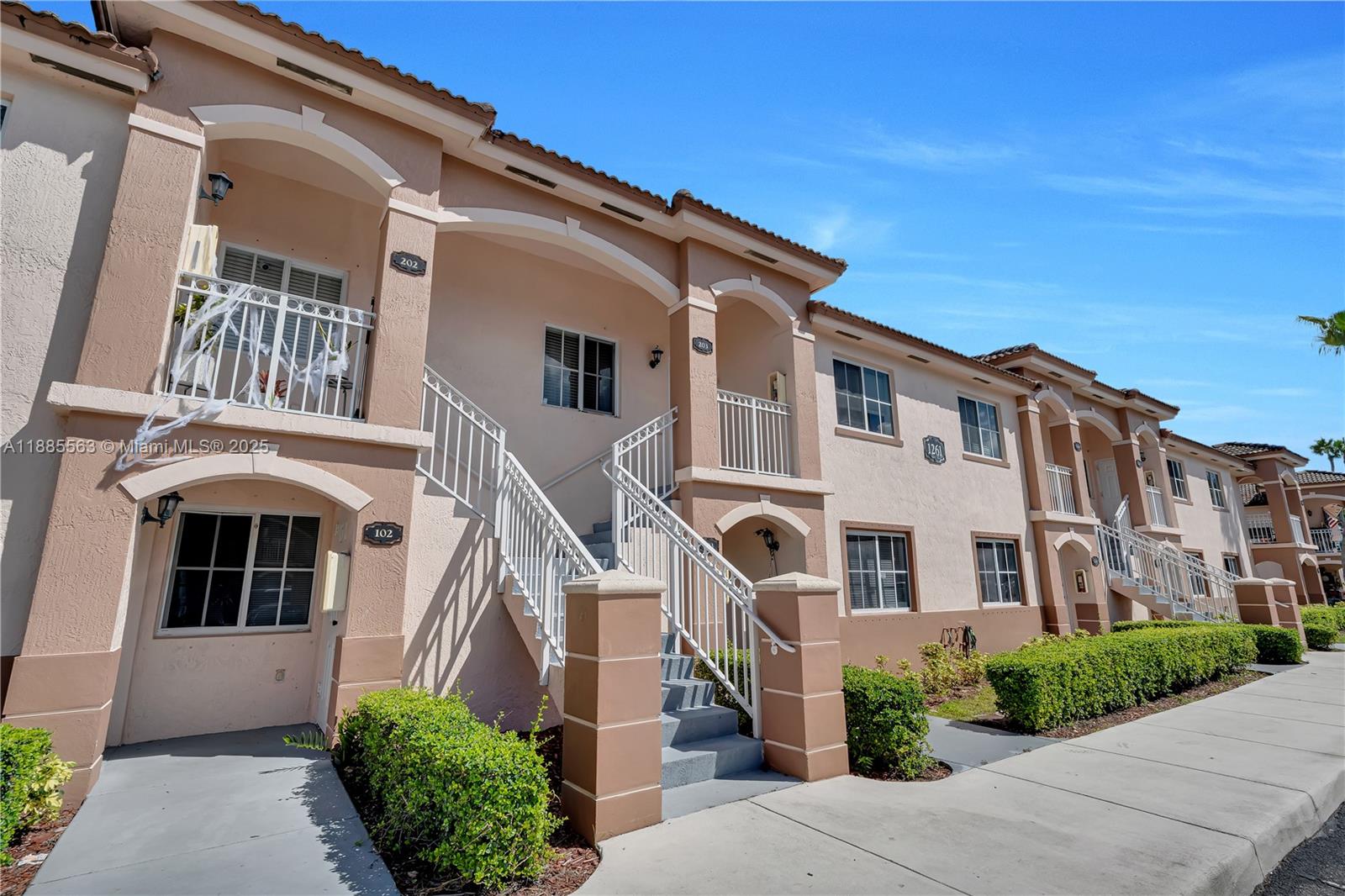 Venetia Gardens Condo