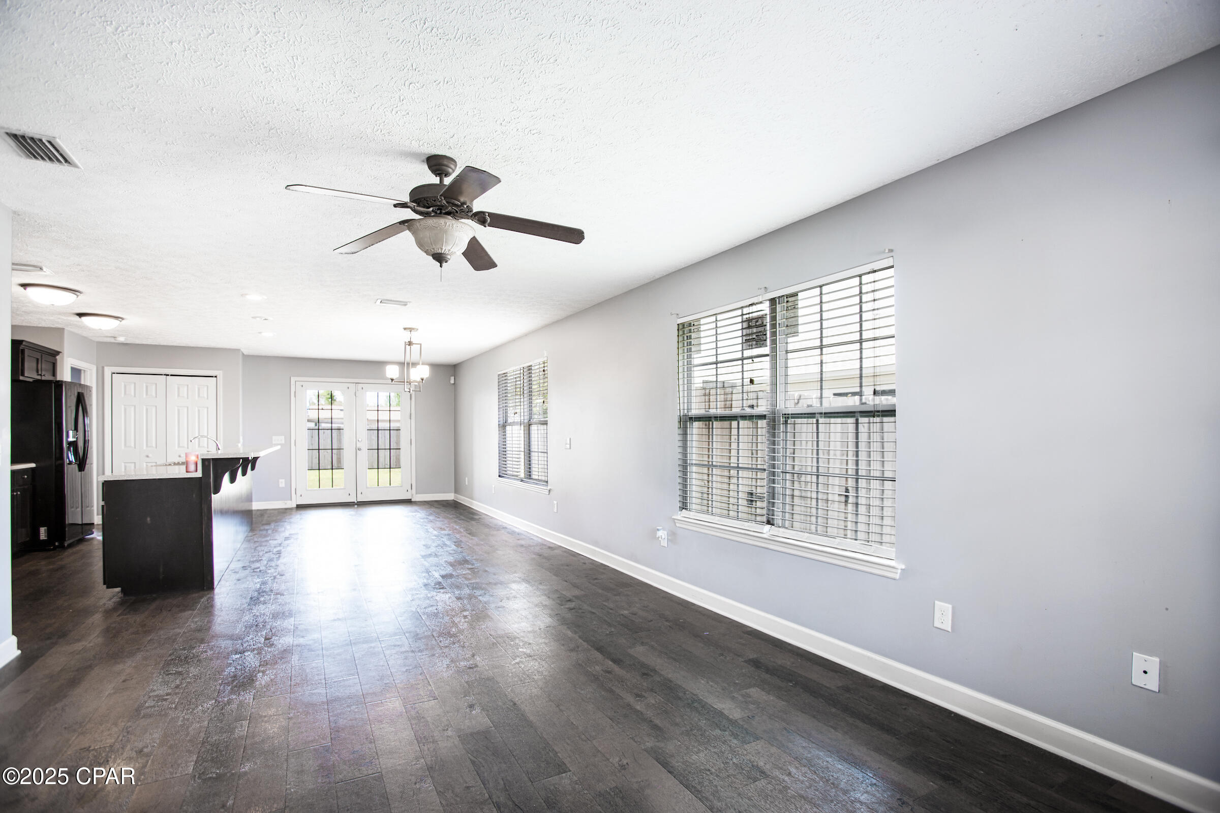 Image 2 For 115 Keystone Plaza