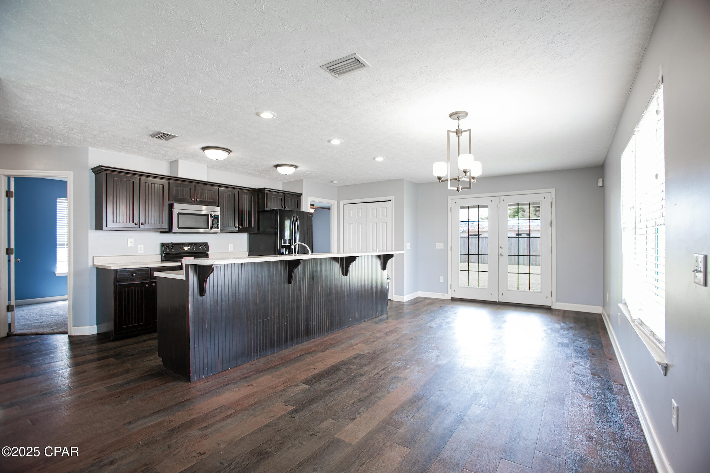 Image 3 For 115 Keystone Plaza