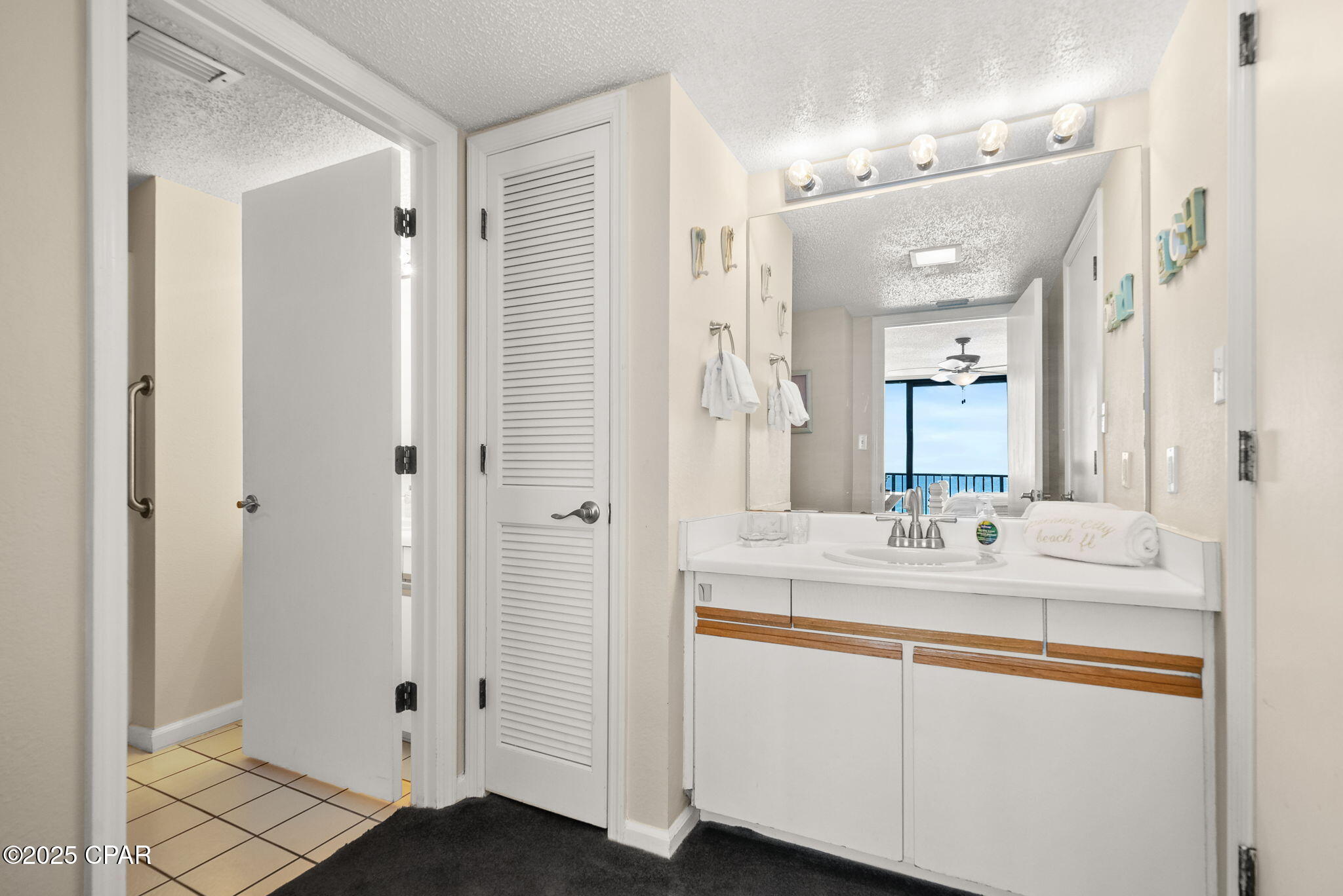 Image 18 For 17351 Front Beach Road W603