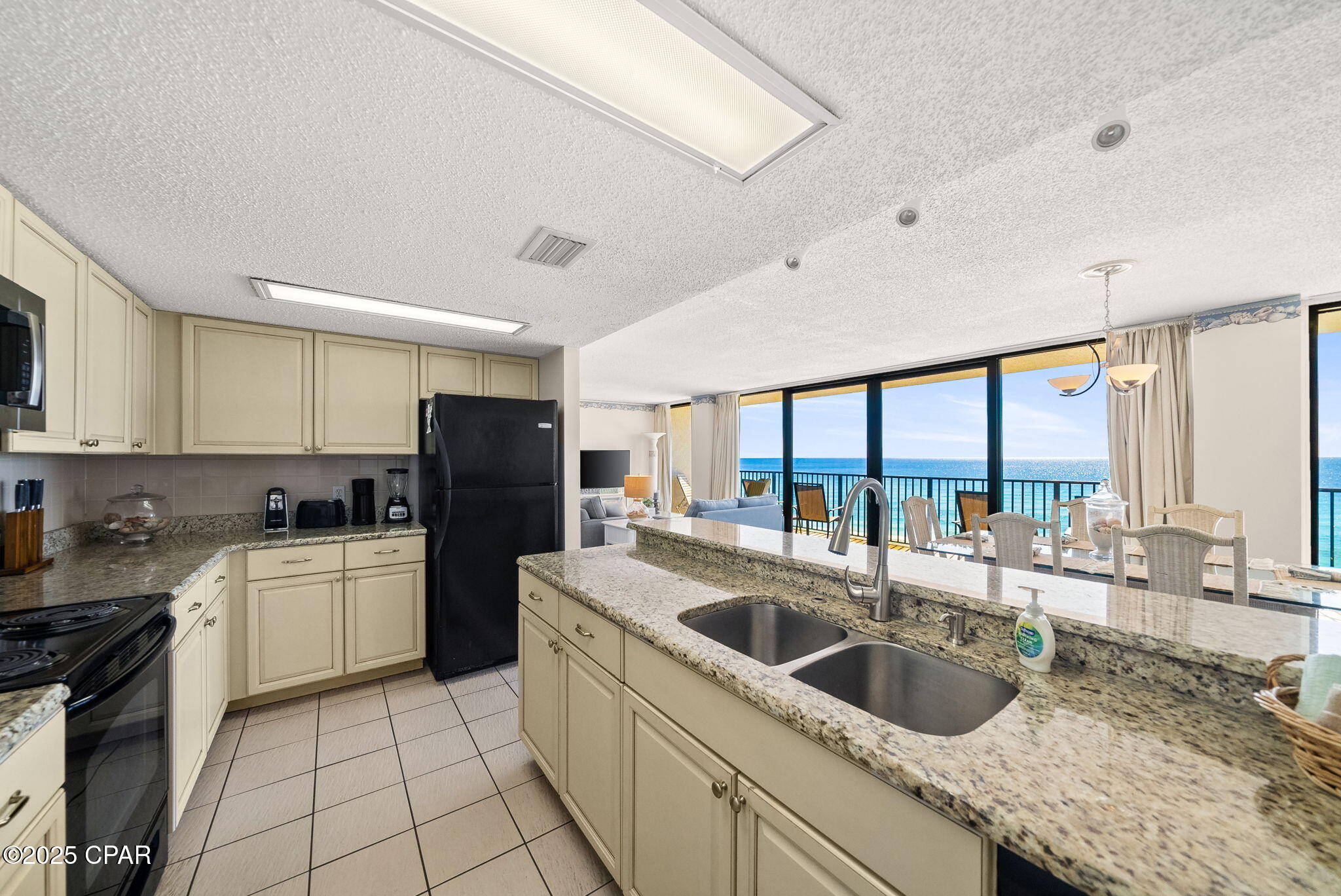 Image 2 For 17351 Front Beach Road W603