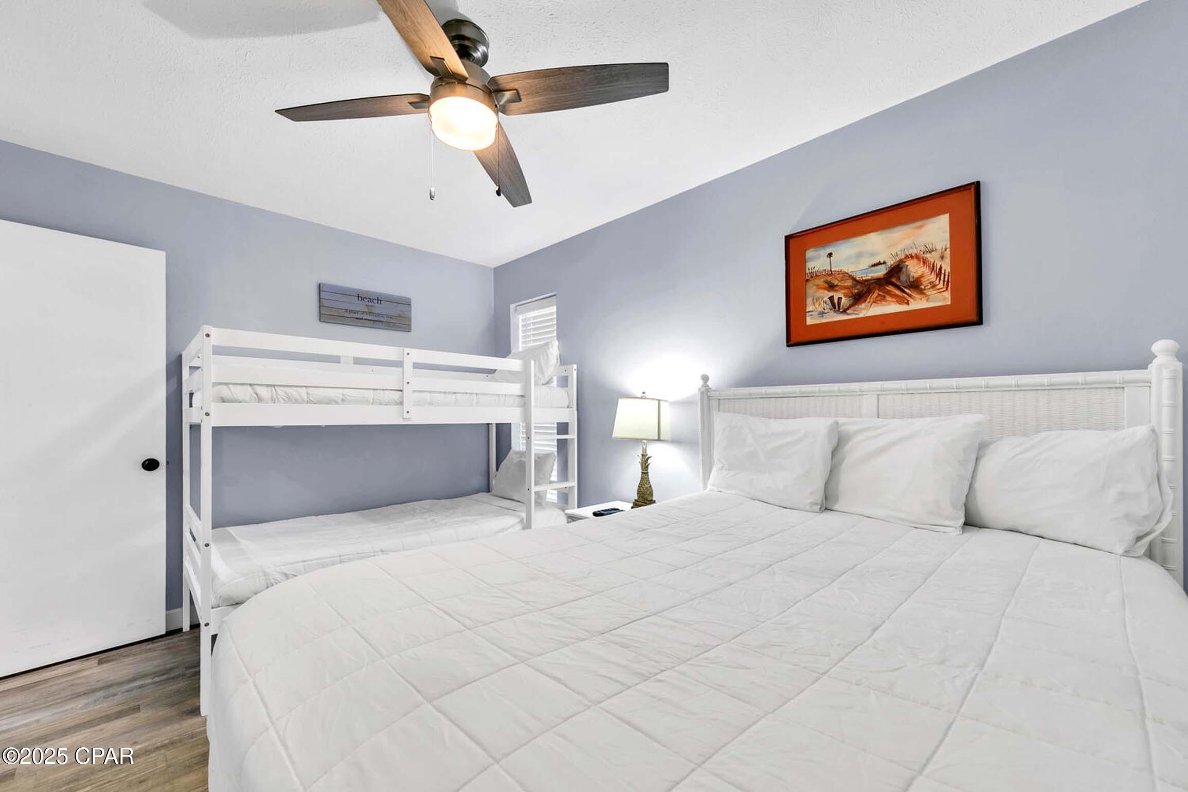 Image 14 For 17614 Front Beach Road 5d