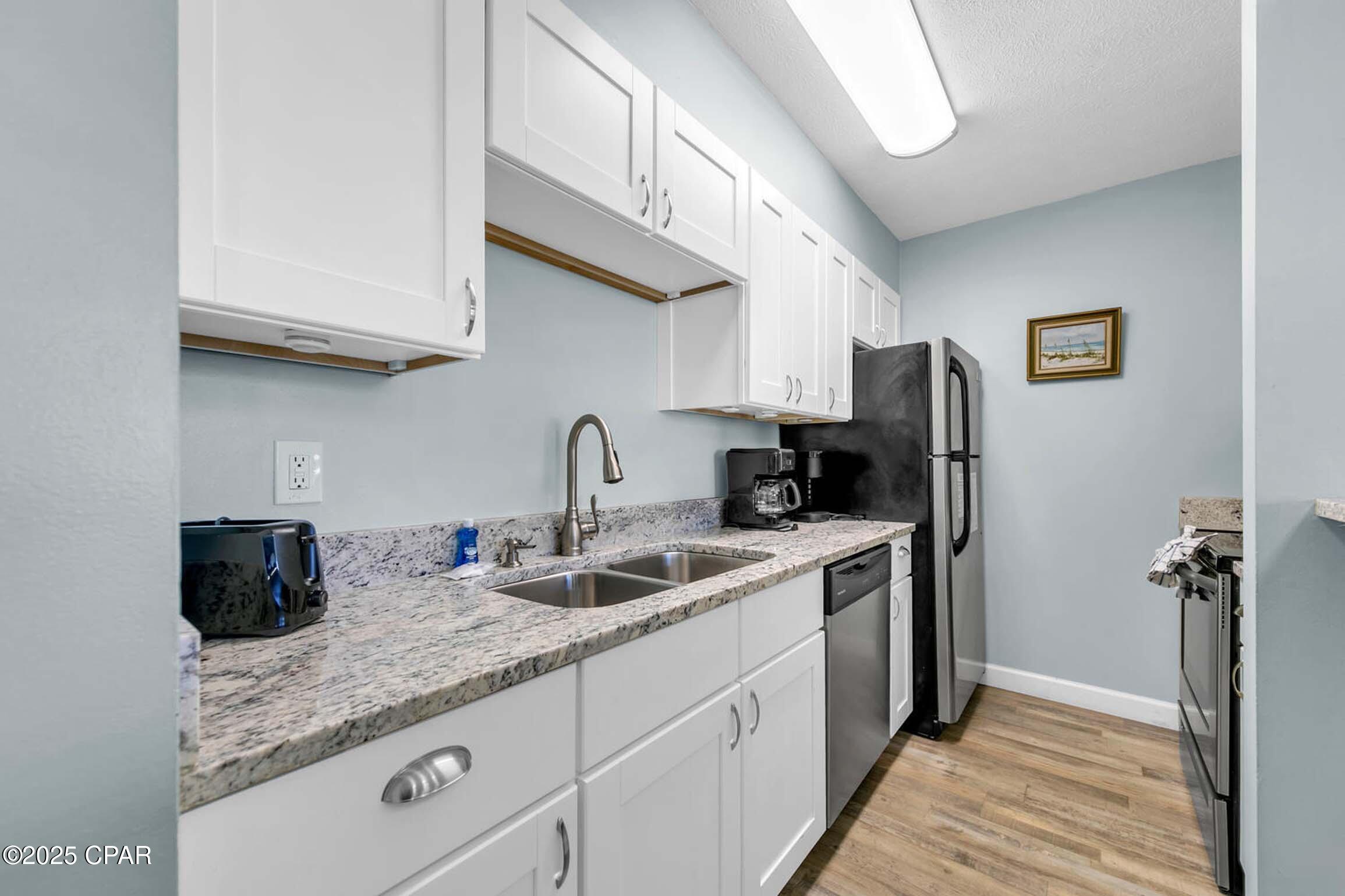 Image 2 For 17614 Front Beach Road 5d