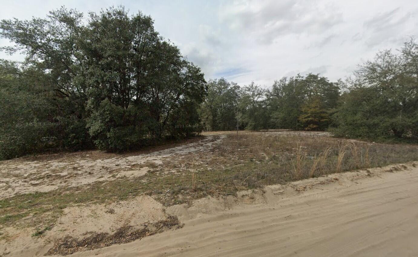 Interlachen Lakes Estates