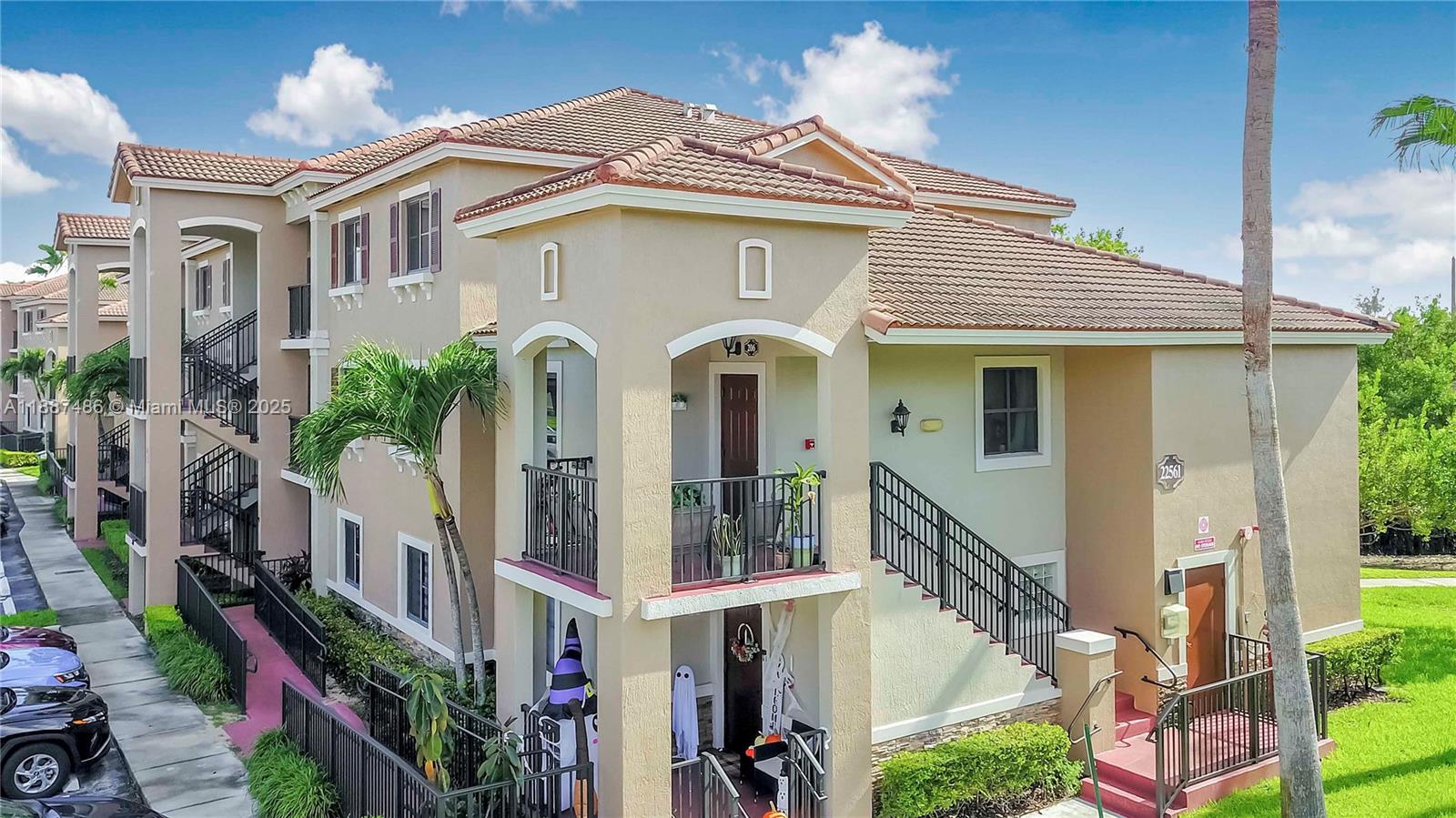 The Courts At Bayshore II