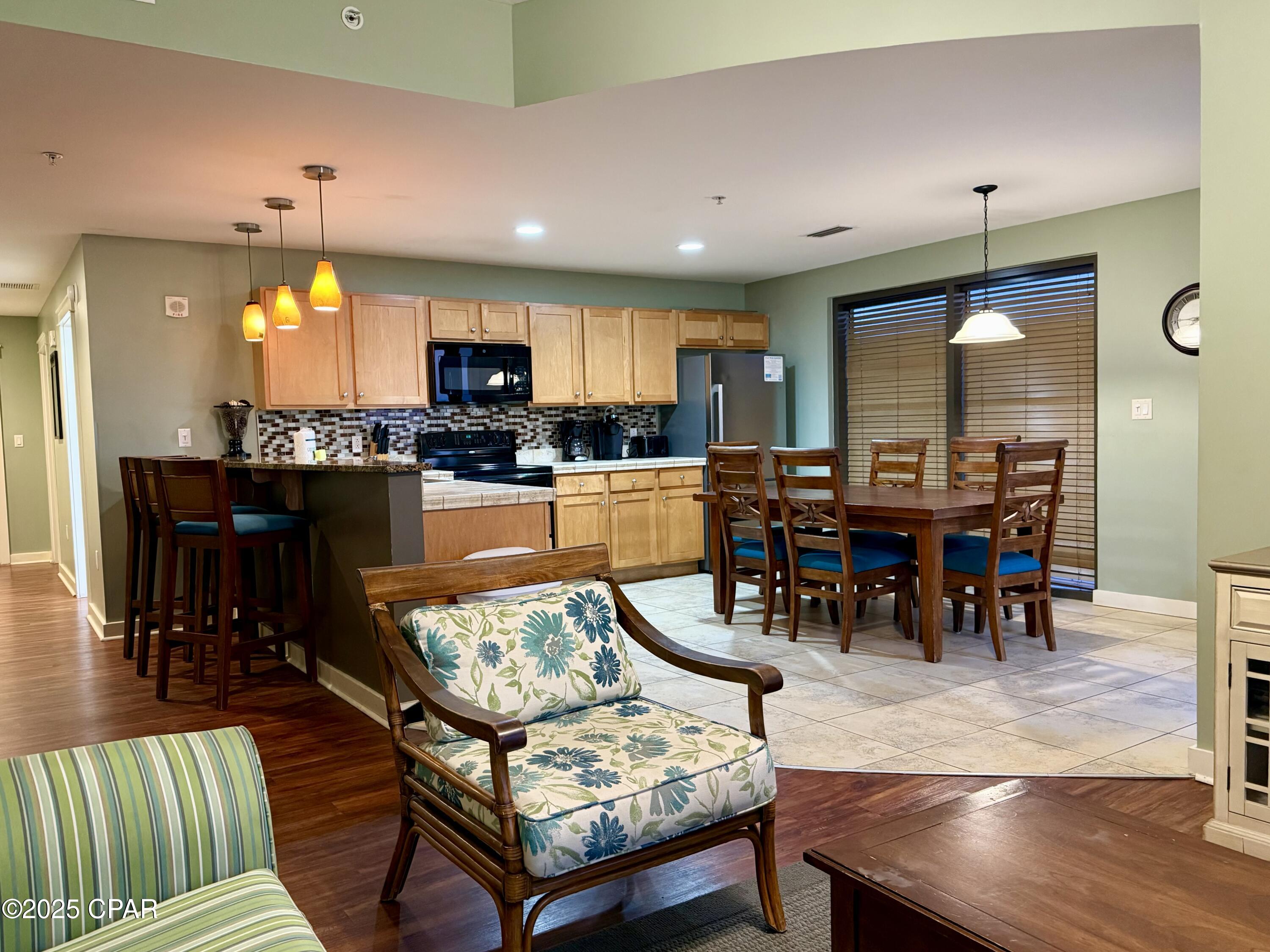 Image 9 For 15100 Front Beach  1433-1435