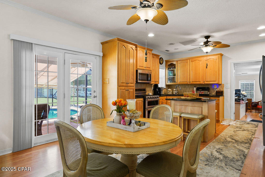 Listing photo id 25 for 3320 Moss Road