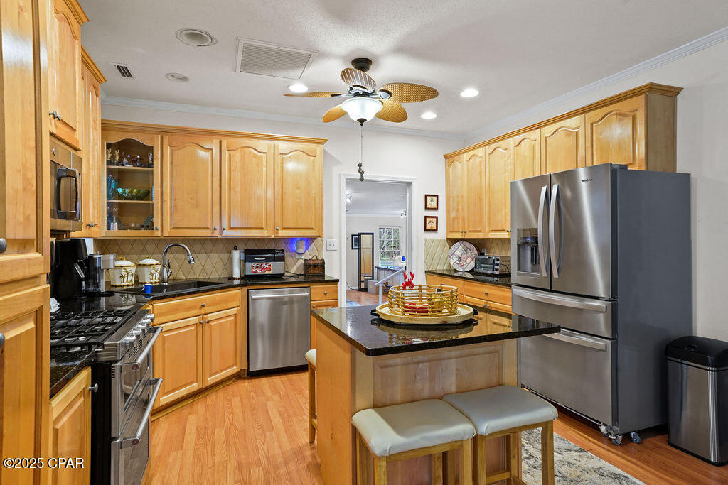 Listing photo id 29 for 3320 Moss Road