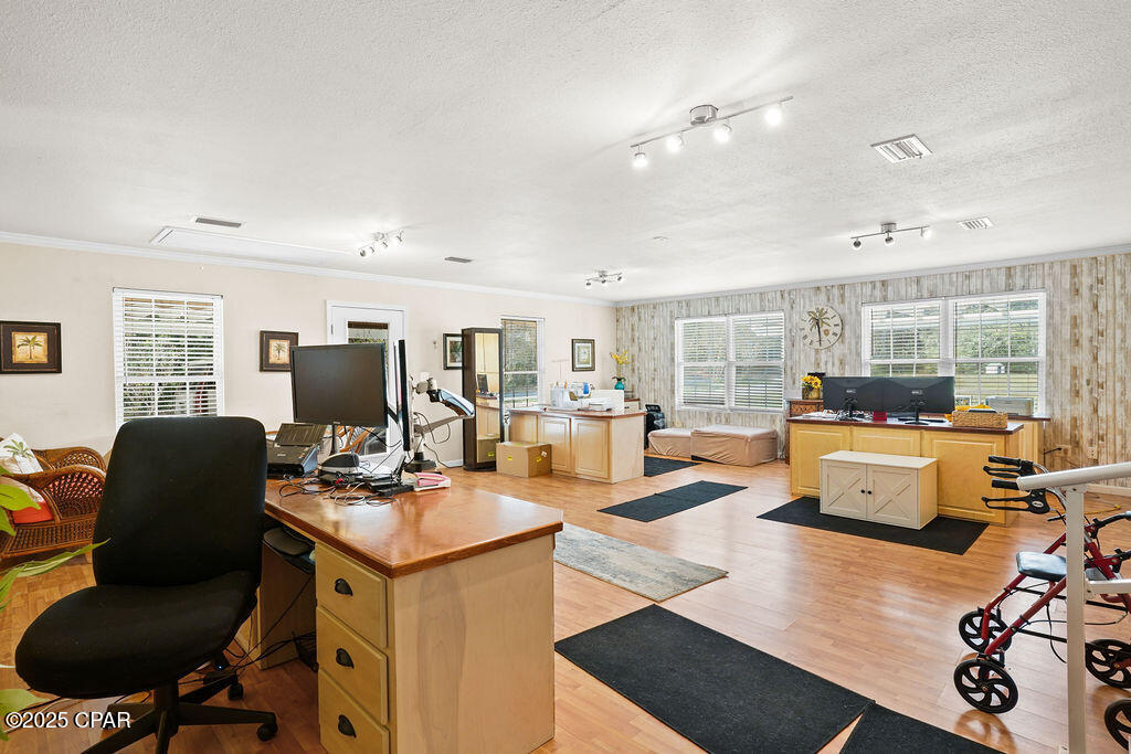 Image 31 For 3320 Moss Road