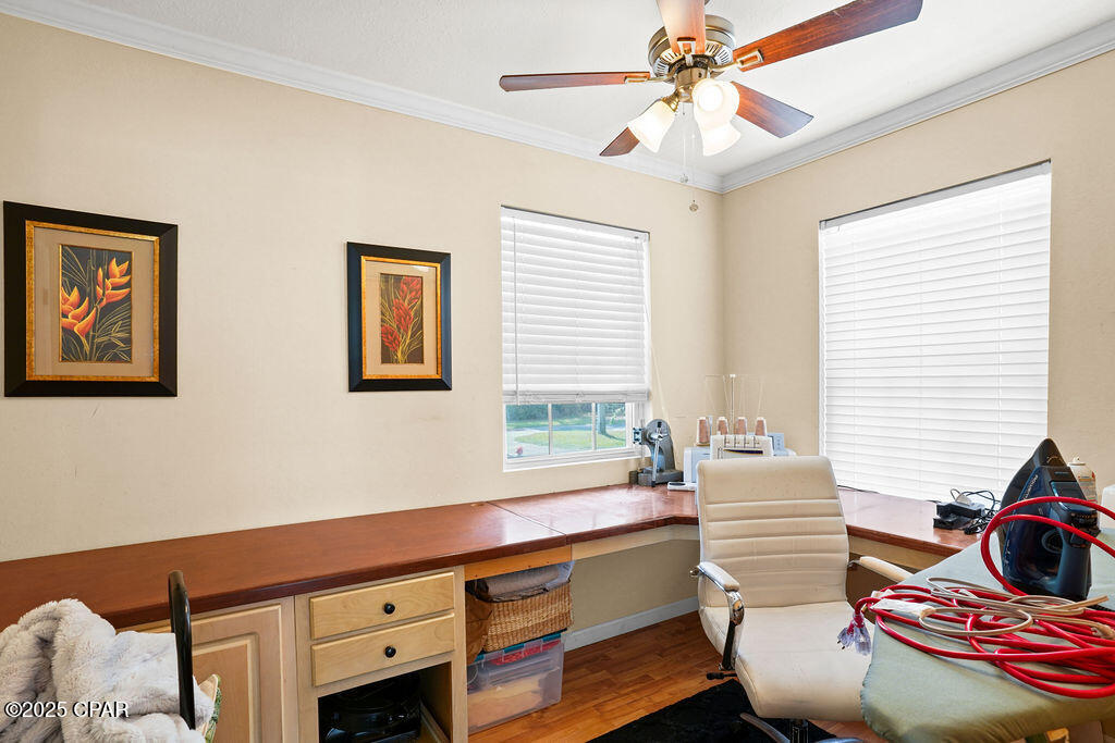 Listing photo id 41 for 3320 Moss Road