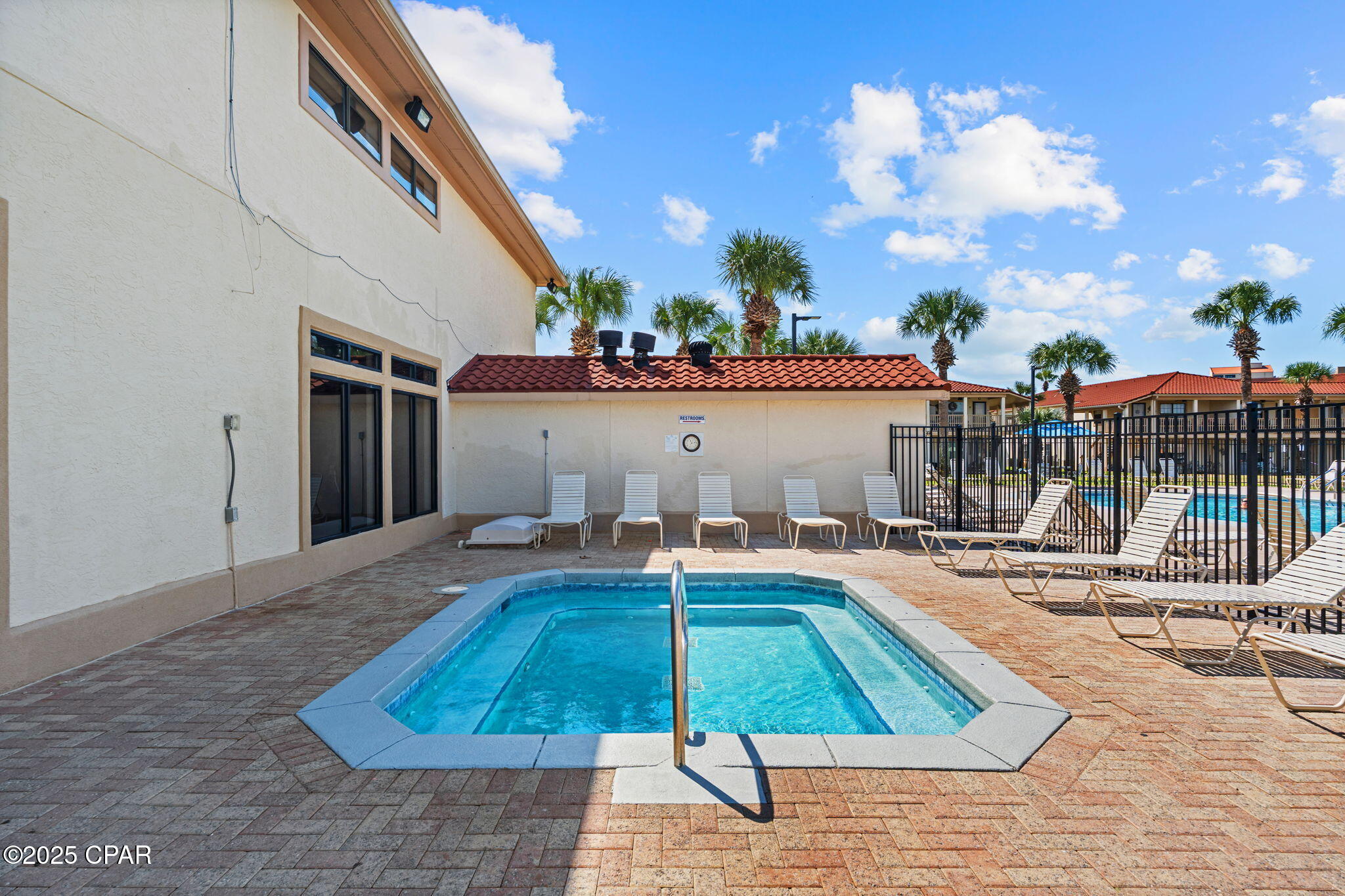 Image 14 For 17462 Front Beach Road 16a