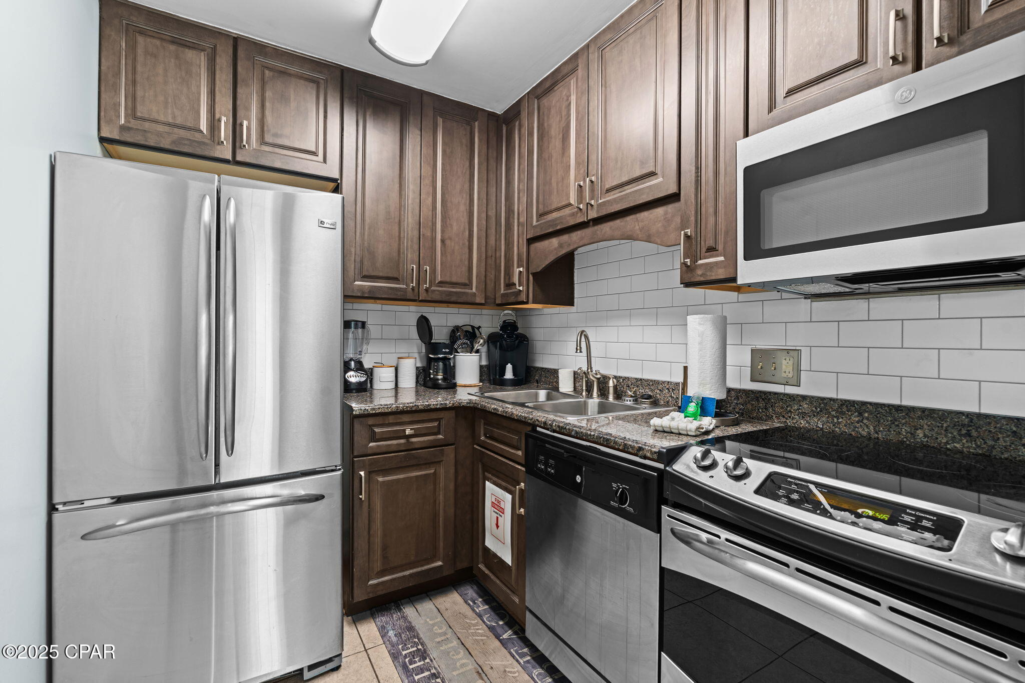 Image 6 For 17462 Front Beach Road 16a