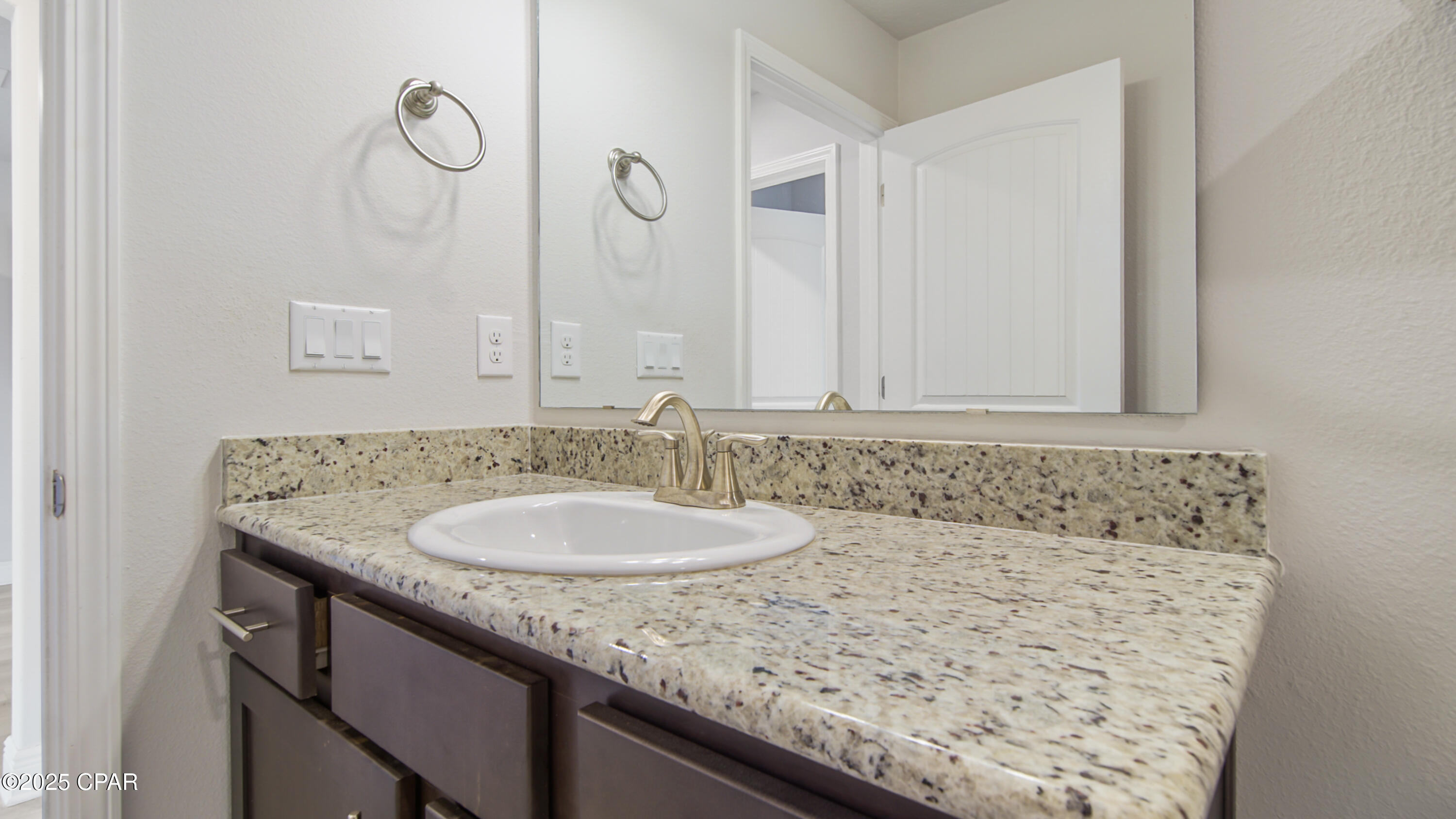 Image 32 For 11432 Poston Road