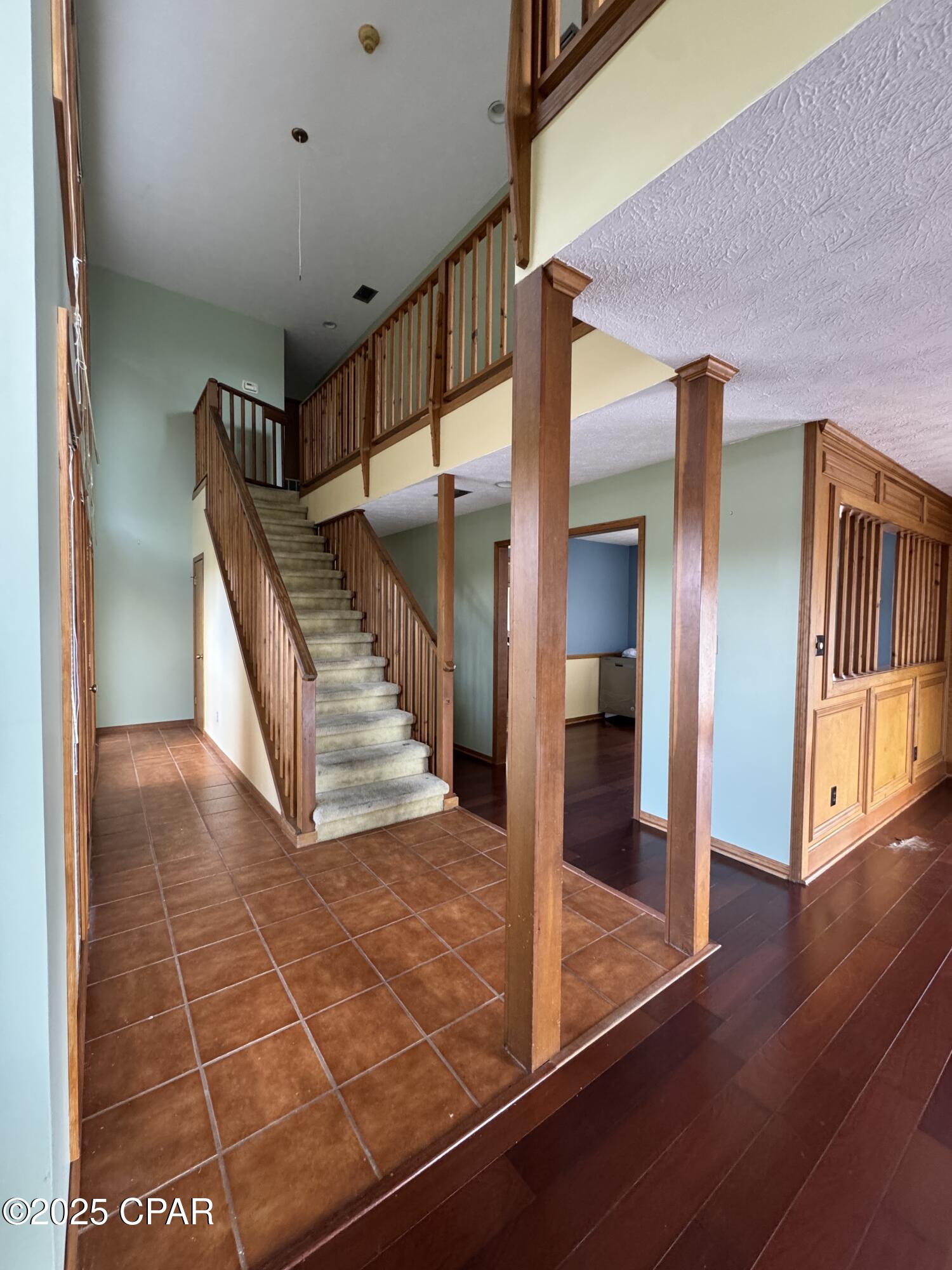 Image 10 For 833 Pierson Drive