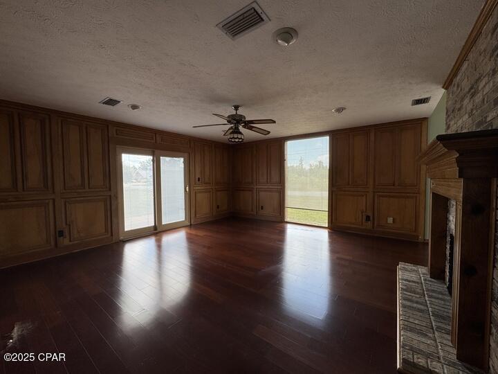 Image 6 For 833 Pierson Drive